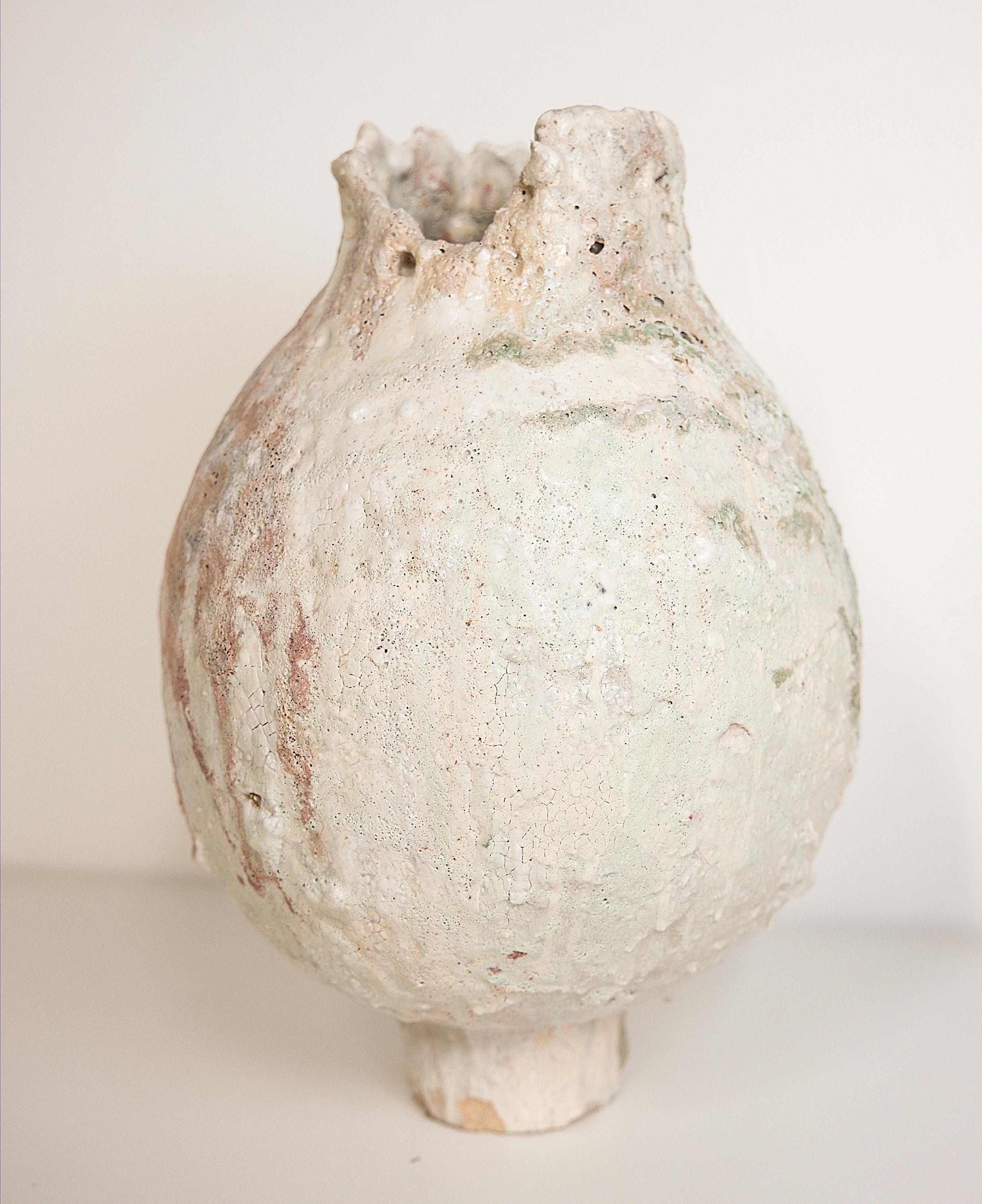 Grand vase Moon de la série Woodland de Wabi Sabi Neuf - En vente à Van Nuys, CA