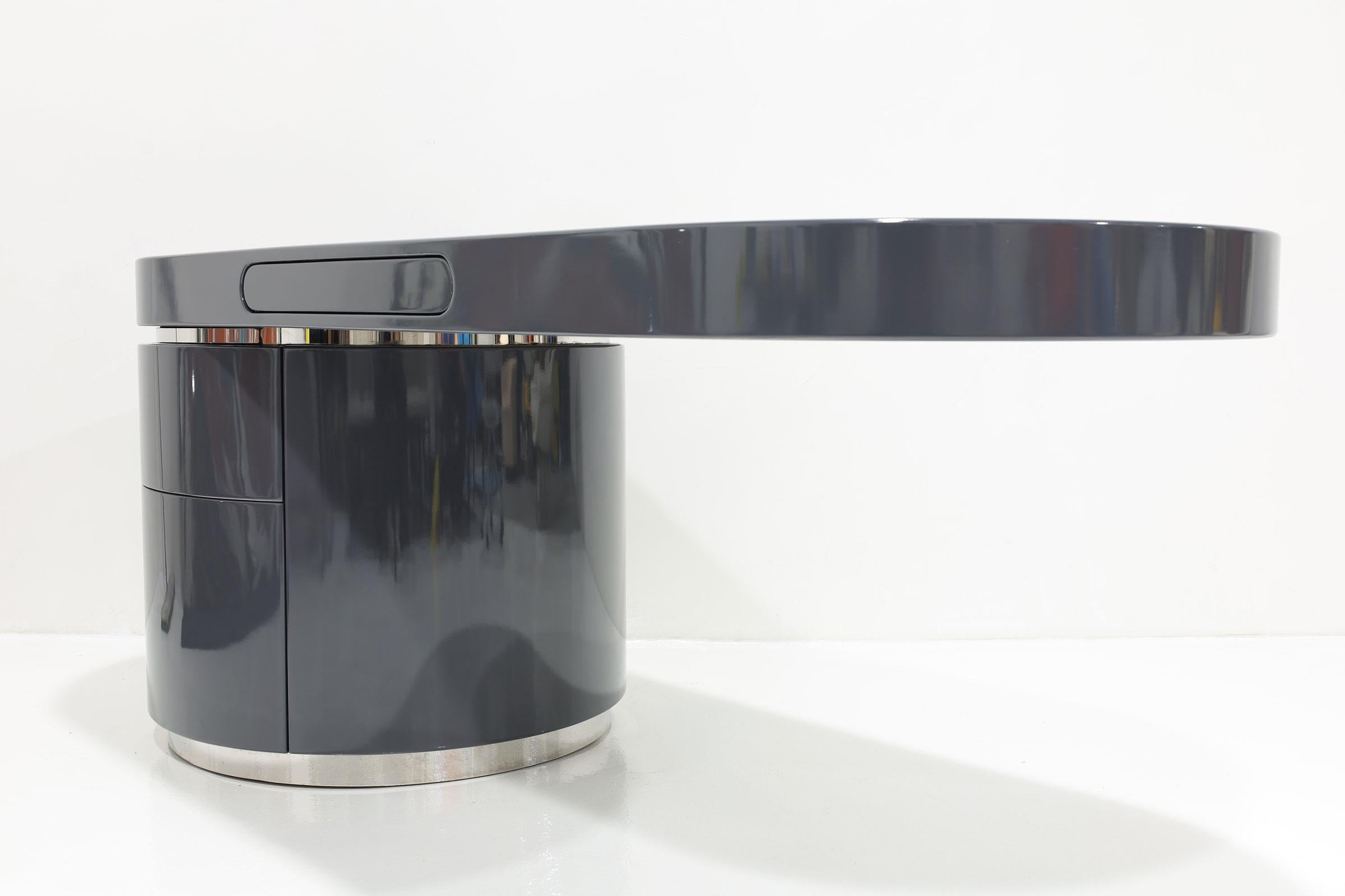 Wade Beam For Brueton 