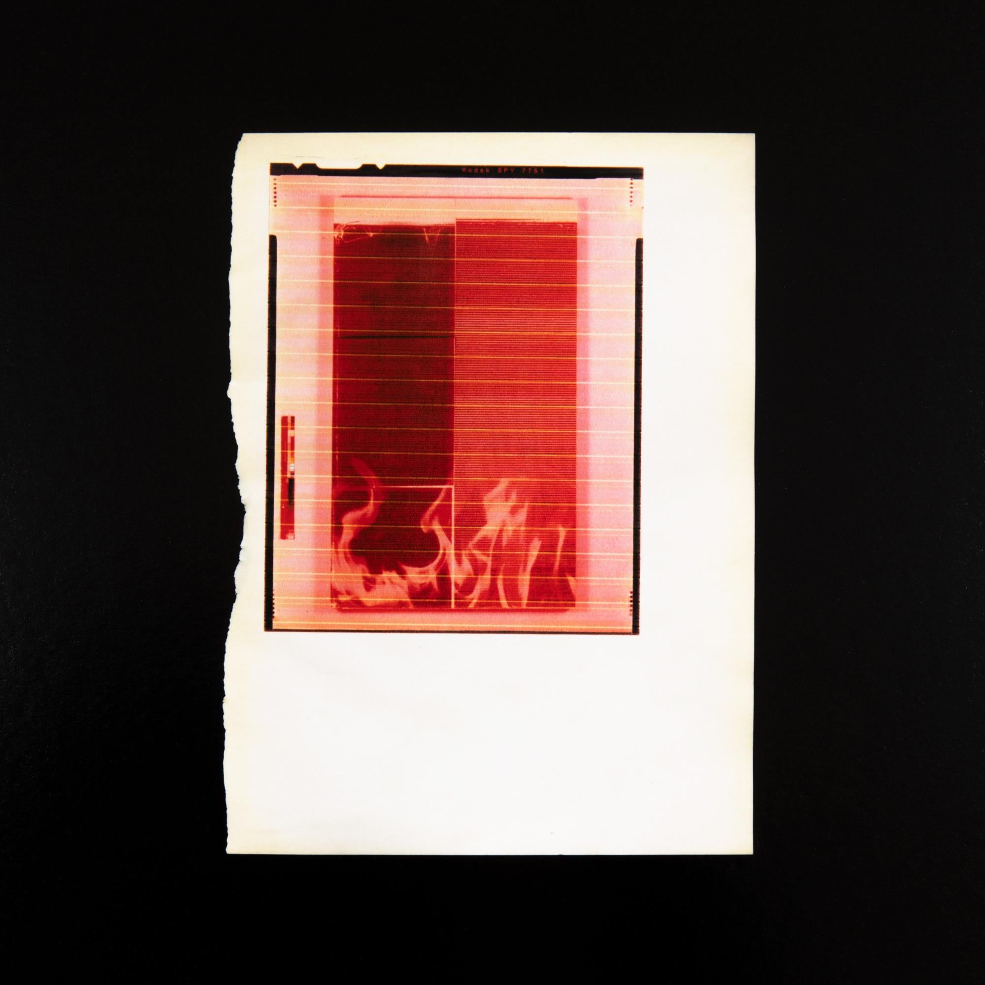 Wade Guyton, Rotes Feuer für SMC, signierter Druck, zeitgenössische Kunst, abstrakte Kunst im Angebot 3