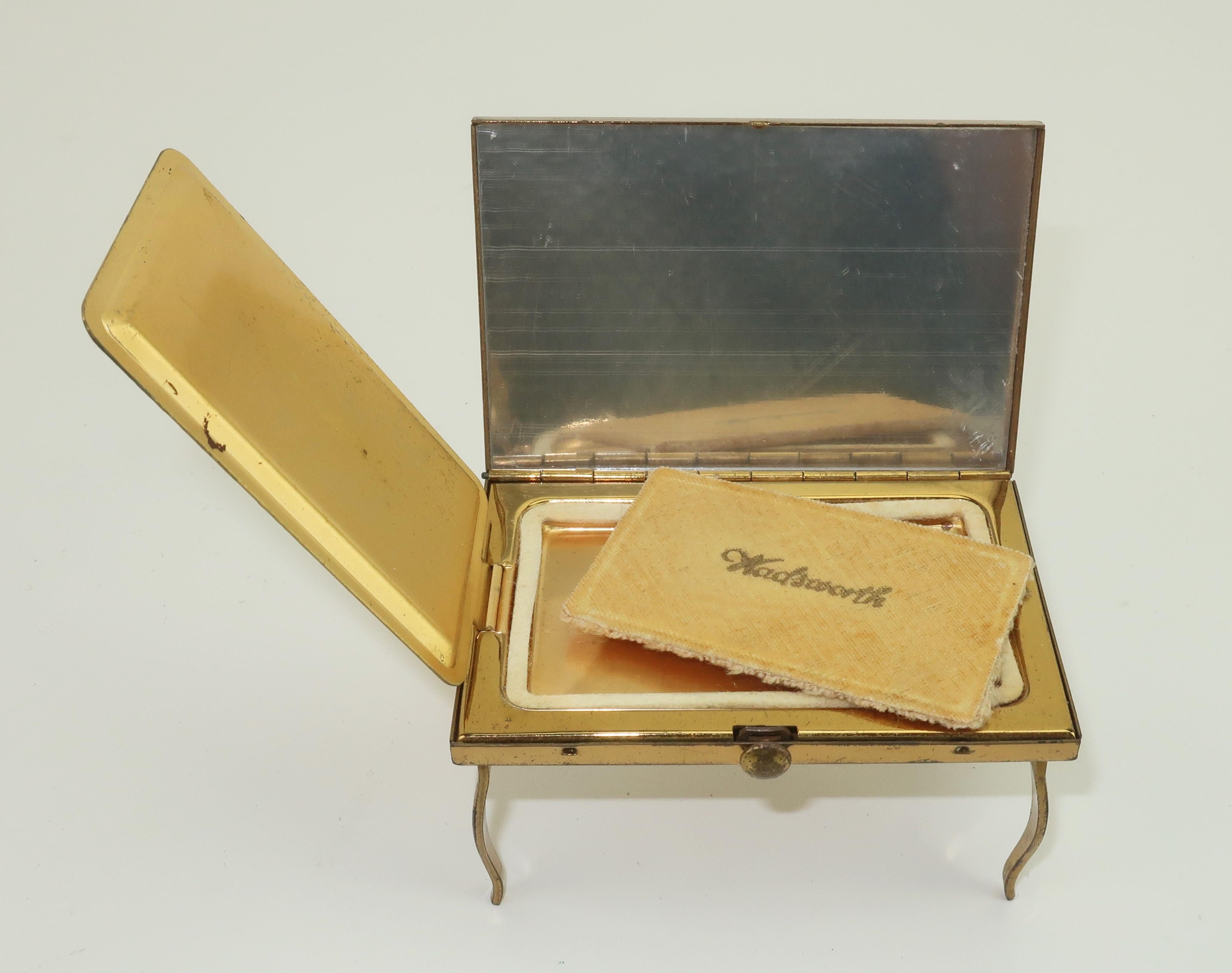 Wadsworth Vanity Table Powder Compact, C.1950 2