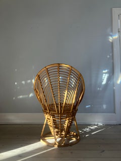 Waffle shaped Wicker / Rattan Lounge Chair