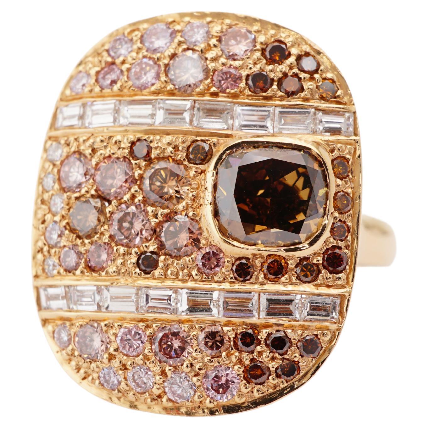 "Wagner Cove" Fancy Colored Diamonds Simon Ardem New York Fall Collection Ring For Sale