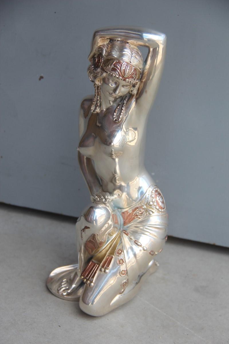 Wagtail sculpture in resin and silver Art Deco style Kneeling Lady 1970, resin sculpture covered with silver foil.