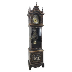 Wai Hing Clocks Co. Chinoiserie-Lackierte deutsche Tempus Fugit-Grandfather-Uhr