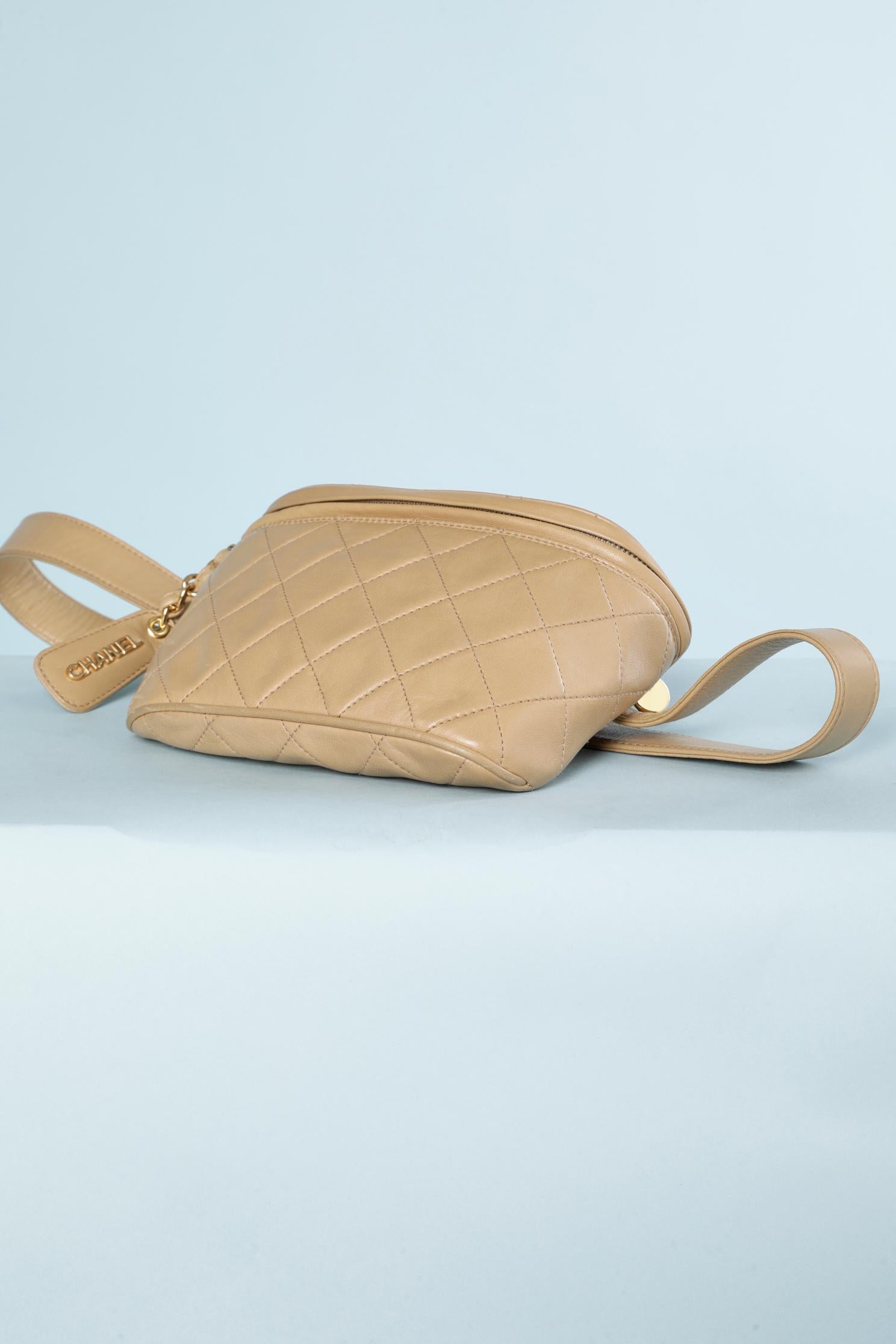 Waist bag in beige padded leather ( numbered) Chanel  3