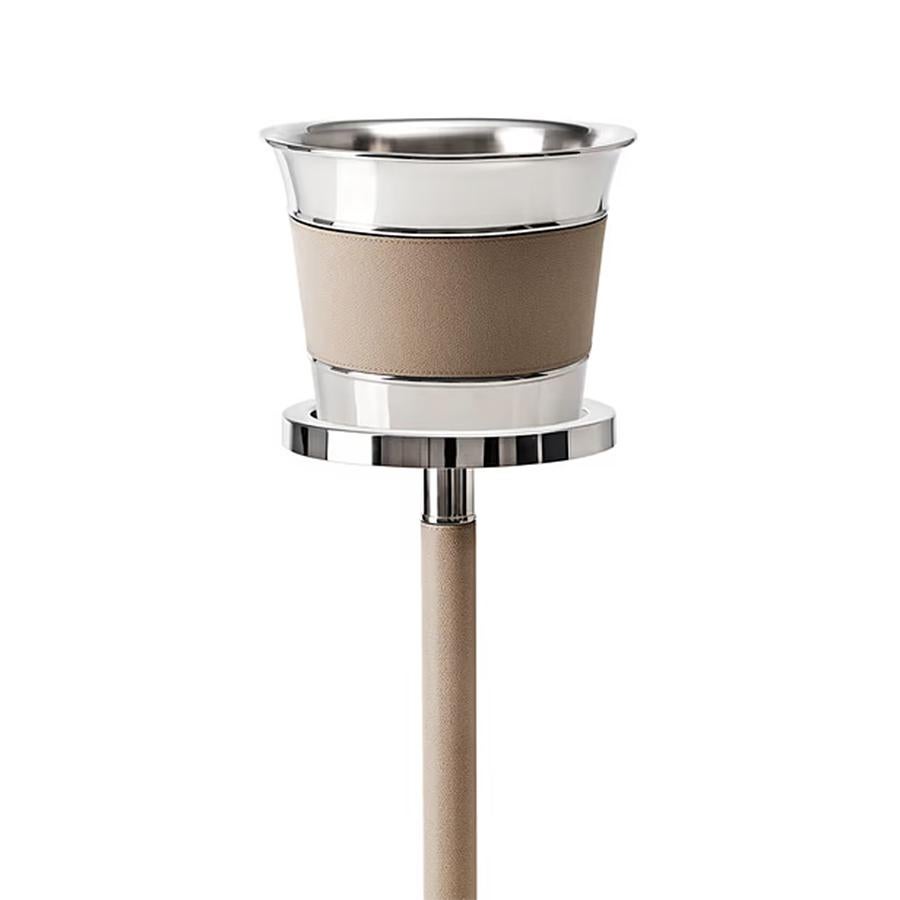 Champagne cooler waiter beige on stand, for 2-3 bottles,
Including a polished stainless steel stand covered with beige genuine 
Leather and a champagne cooler bucket in stainless steel, inside in brushed 
Finish and outside in polished finish,