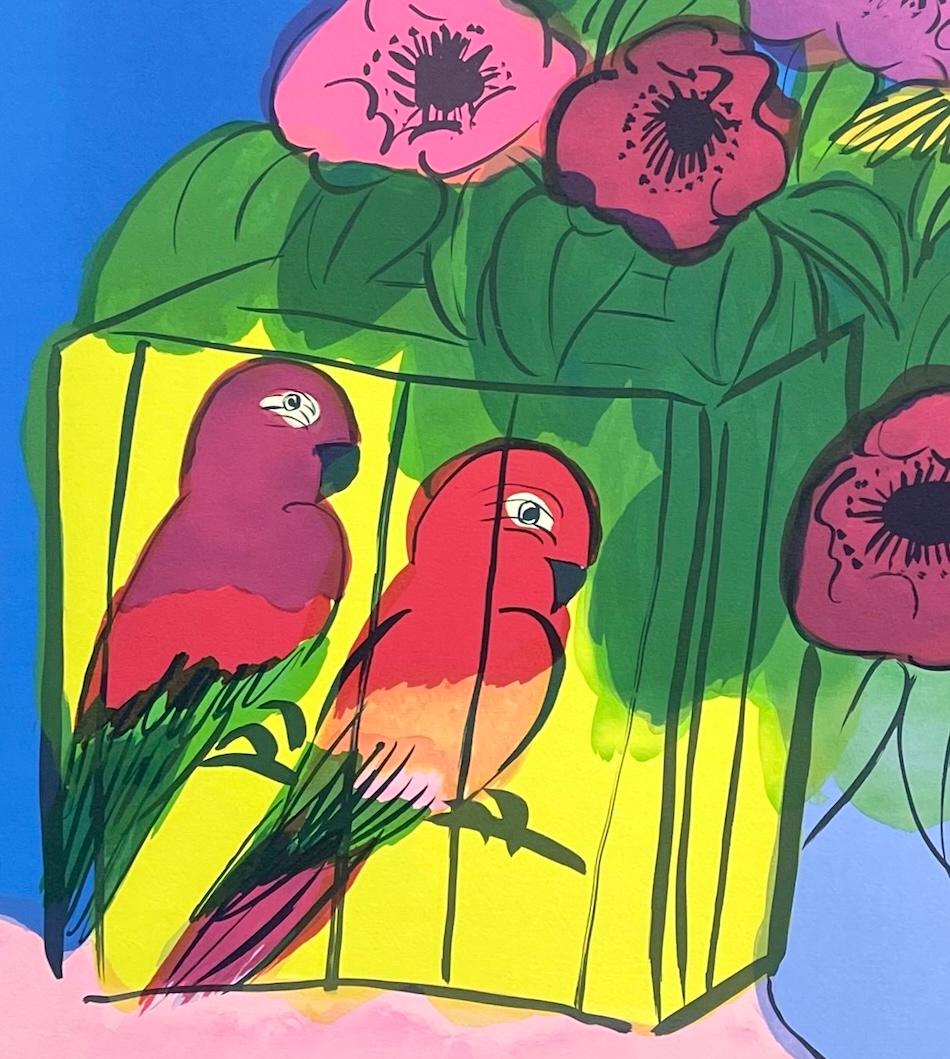 LOROS Y FLORES Litografía firmada, Flores Jarrón azul Loros tropicales, Ciruelas - Print Contemporáneo de Walasse Ting