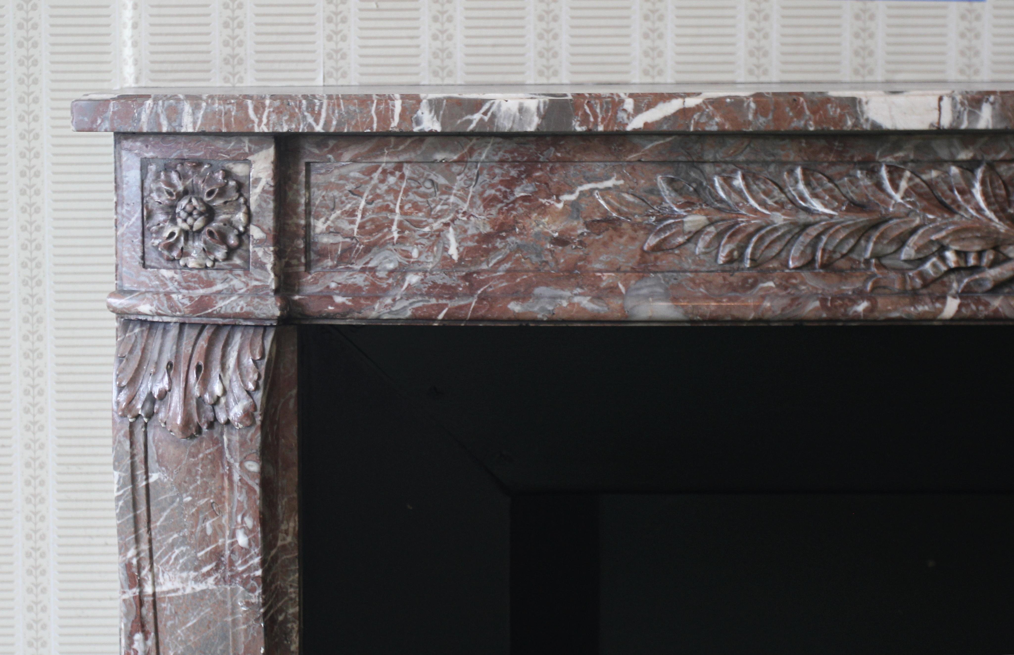 Waldorf Astoria Brown Louis XVI Regency Marble Mantel In Good Condition For Sale In New York, NY