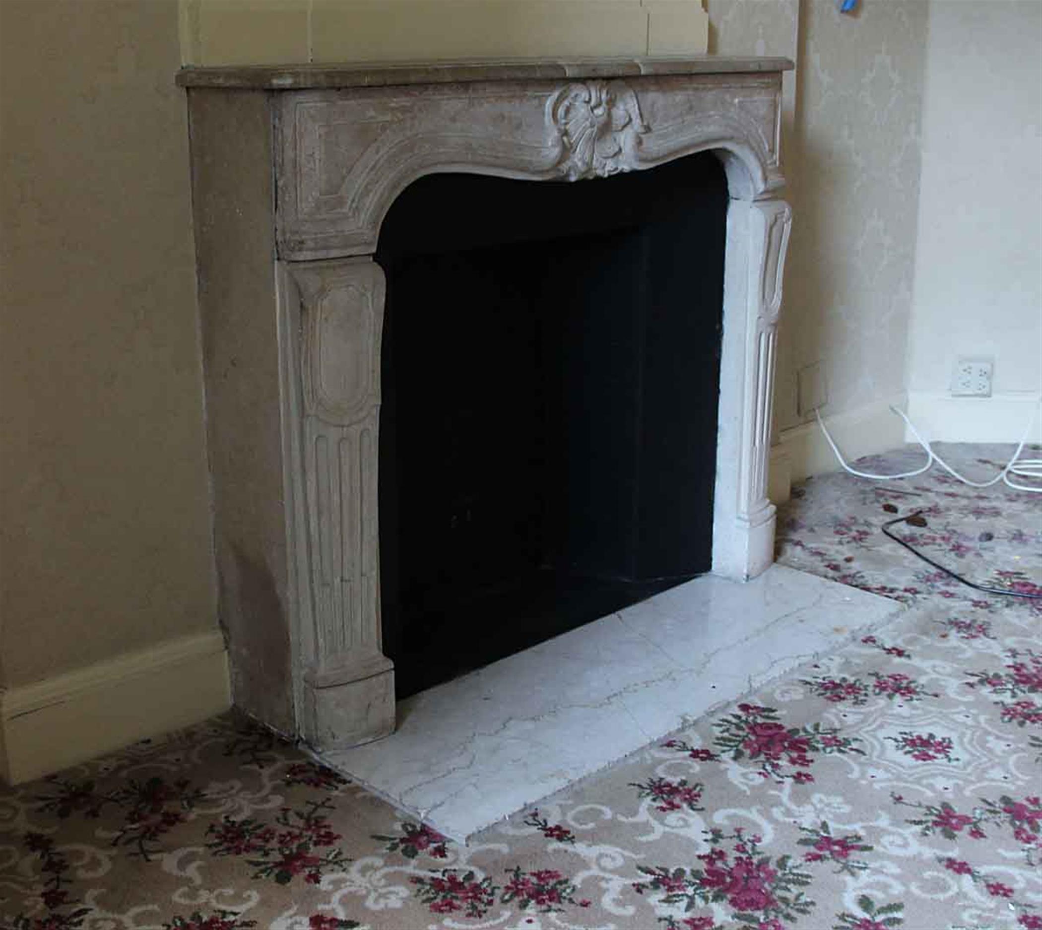 Waldorf Astoria French Carved Limestone Mantel, Circa Early 1900s In Good Condition In New York, NY