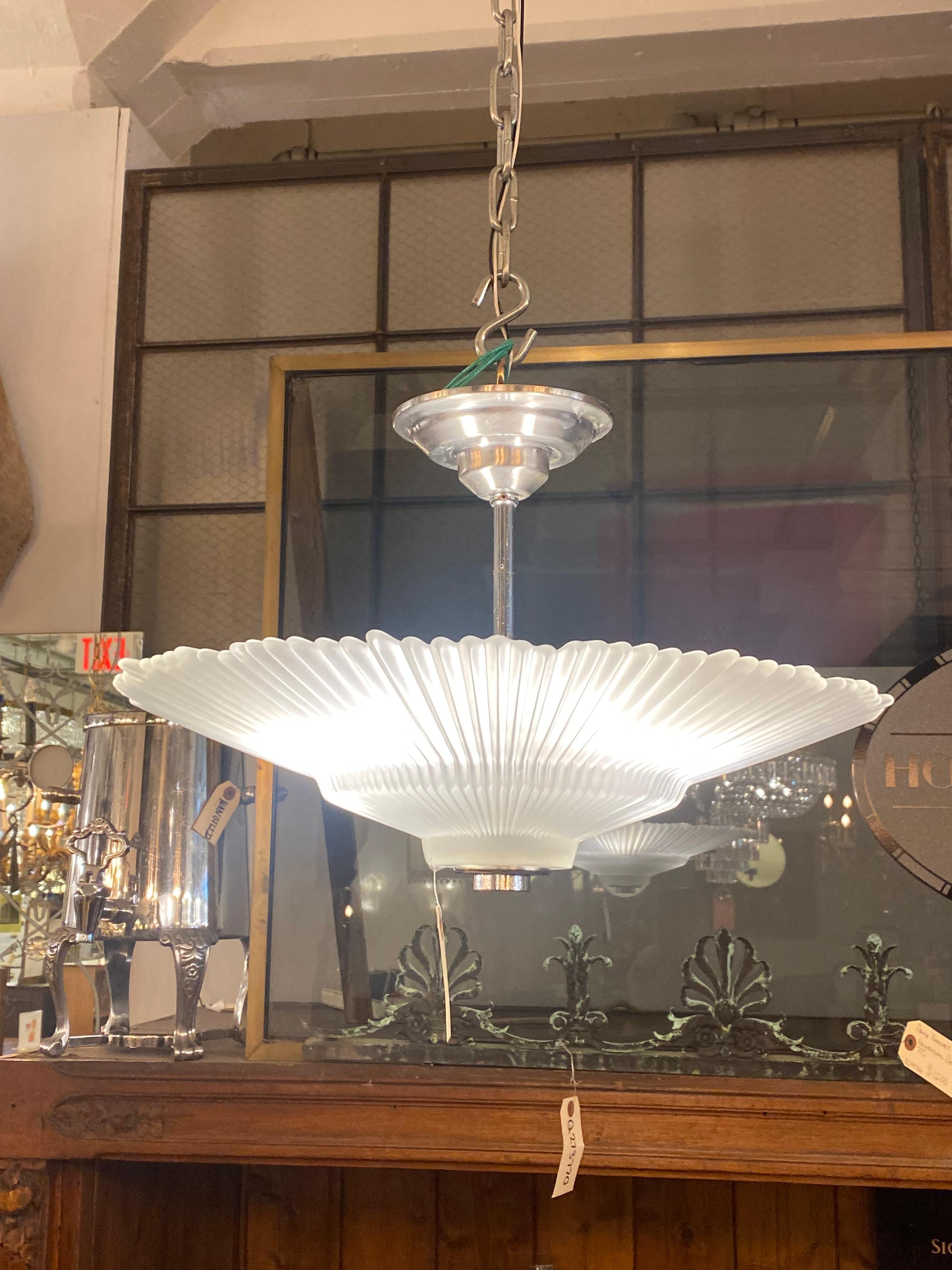 Lampe semi encastrée de l'hôtel Waldorf Astoria Quantity Avail Art Deco Starlight  en vente 1