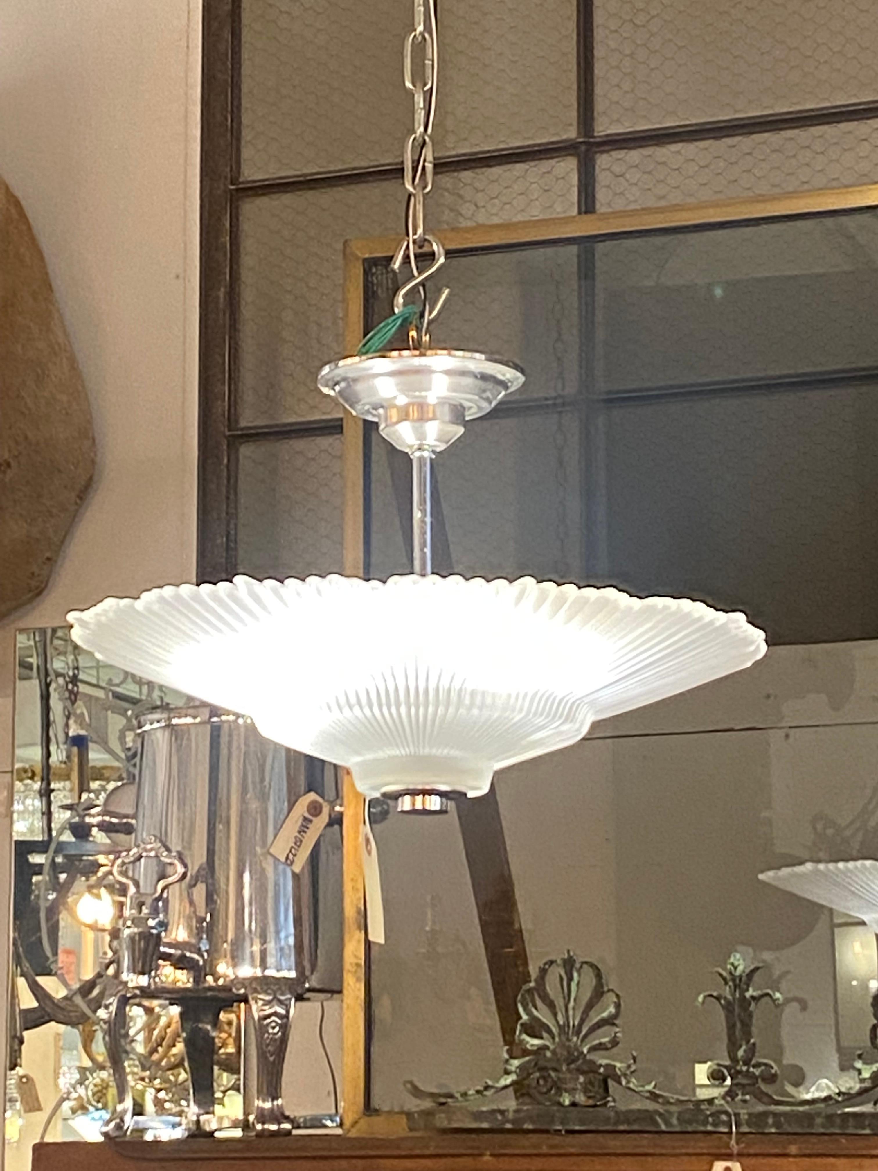 Lampe semi encastrée de l'hôtel Waldorf Astoria Quantity Avail Art Deco Starlight  Bon état - En vente à New York, NY