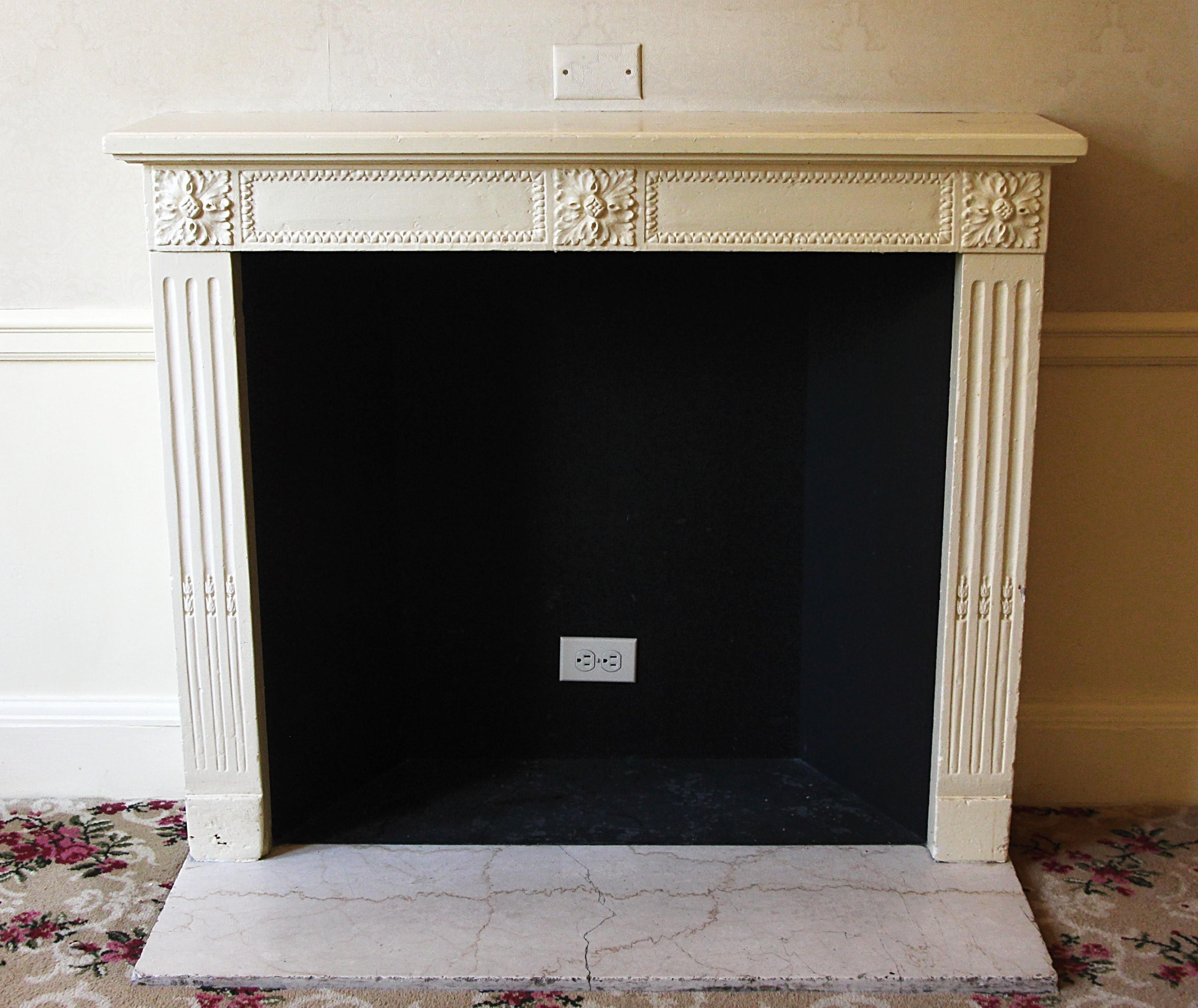 Waldorf Astoria Louis XVI French Limestone Mantel Painted In Good Condition For Sale In New York, NY