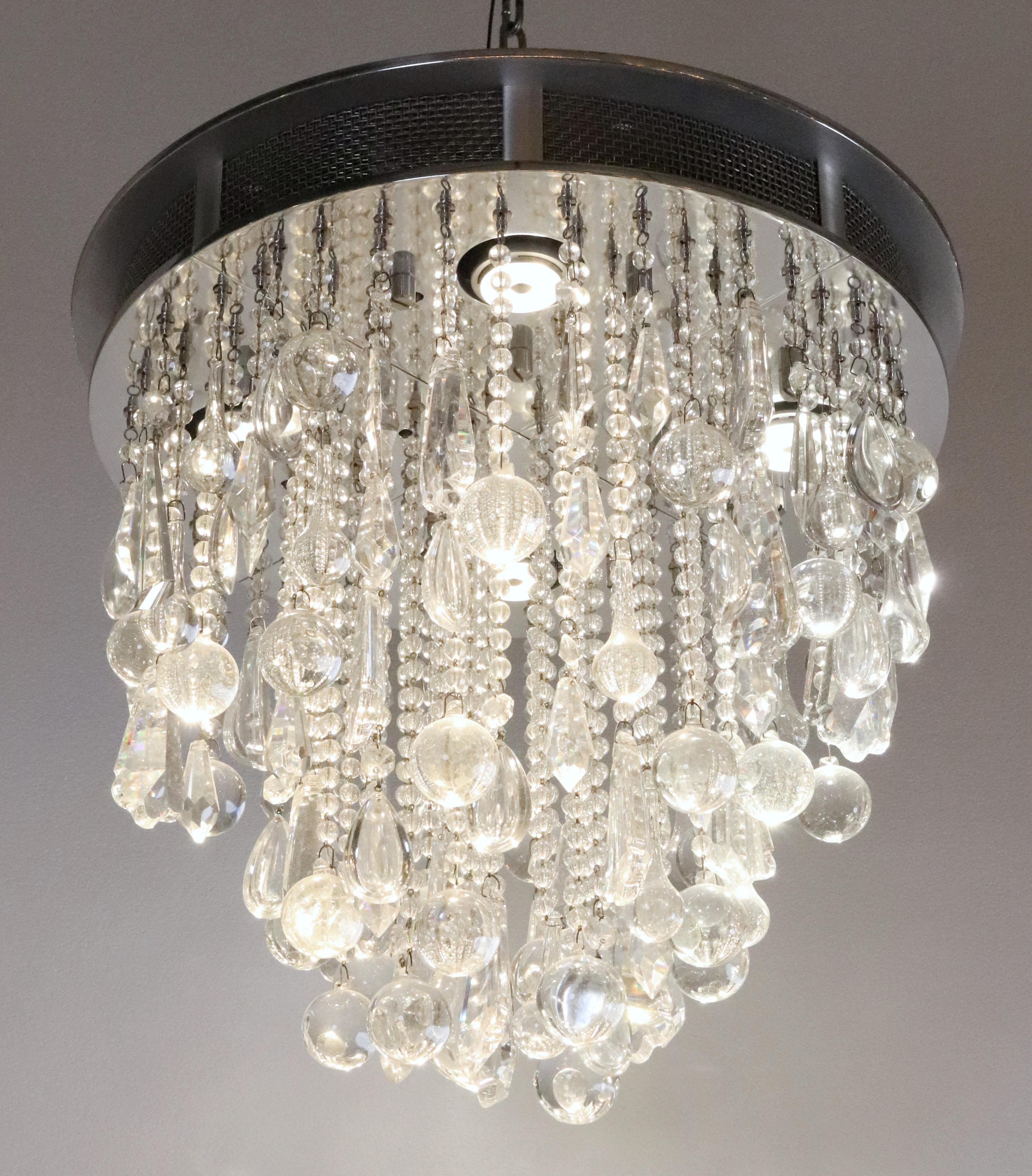 Lustre Waldorf Astoria à cristaux ronds en nickel satiné en vente 4