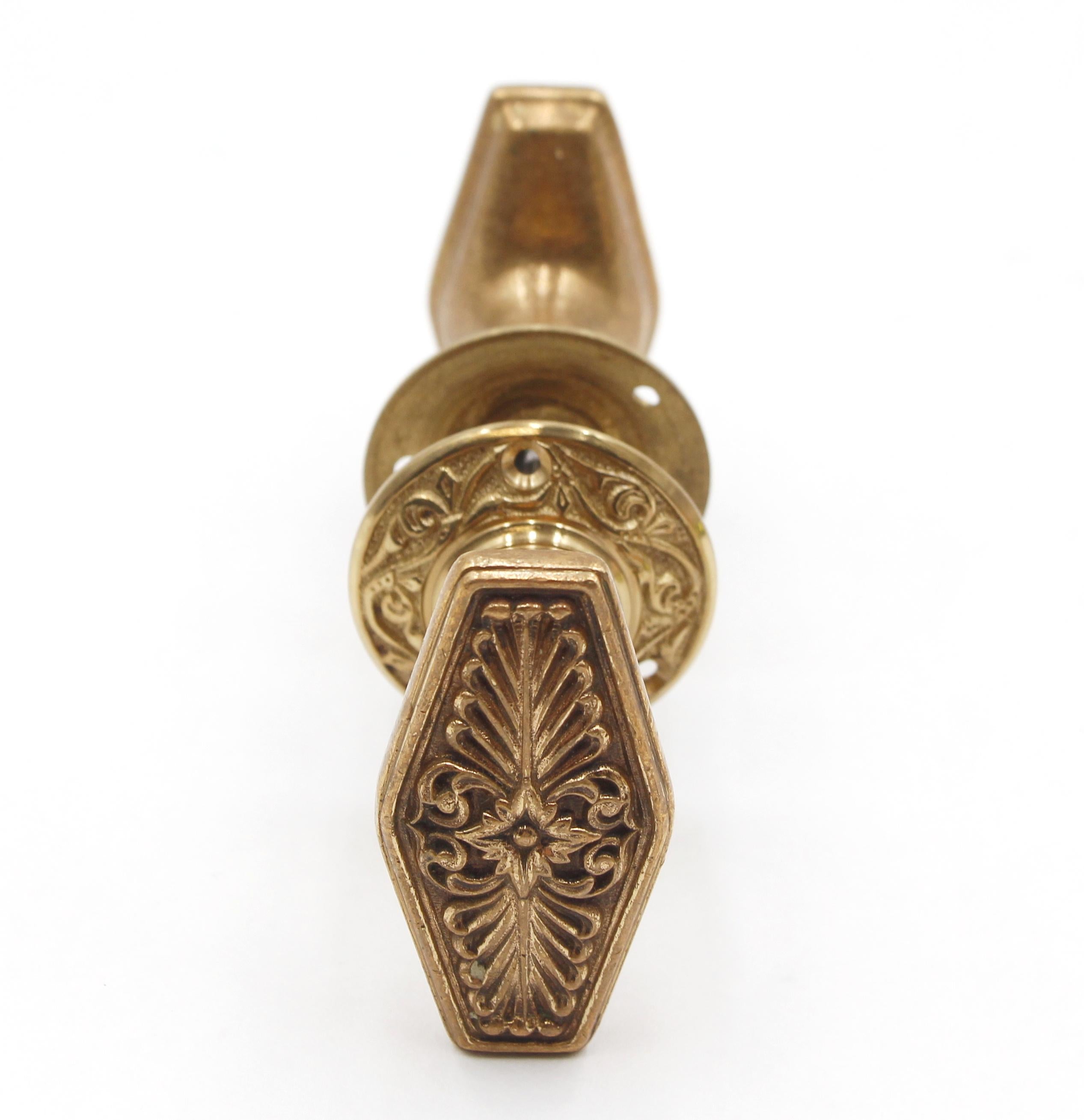 Waldorf Astoria Russell & Erwin Bronze Door Knob Set In Good Condition For Sale In New York, NY