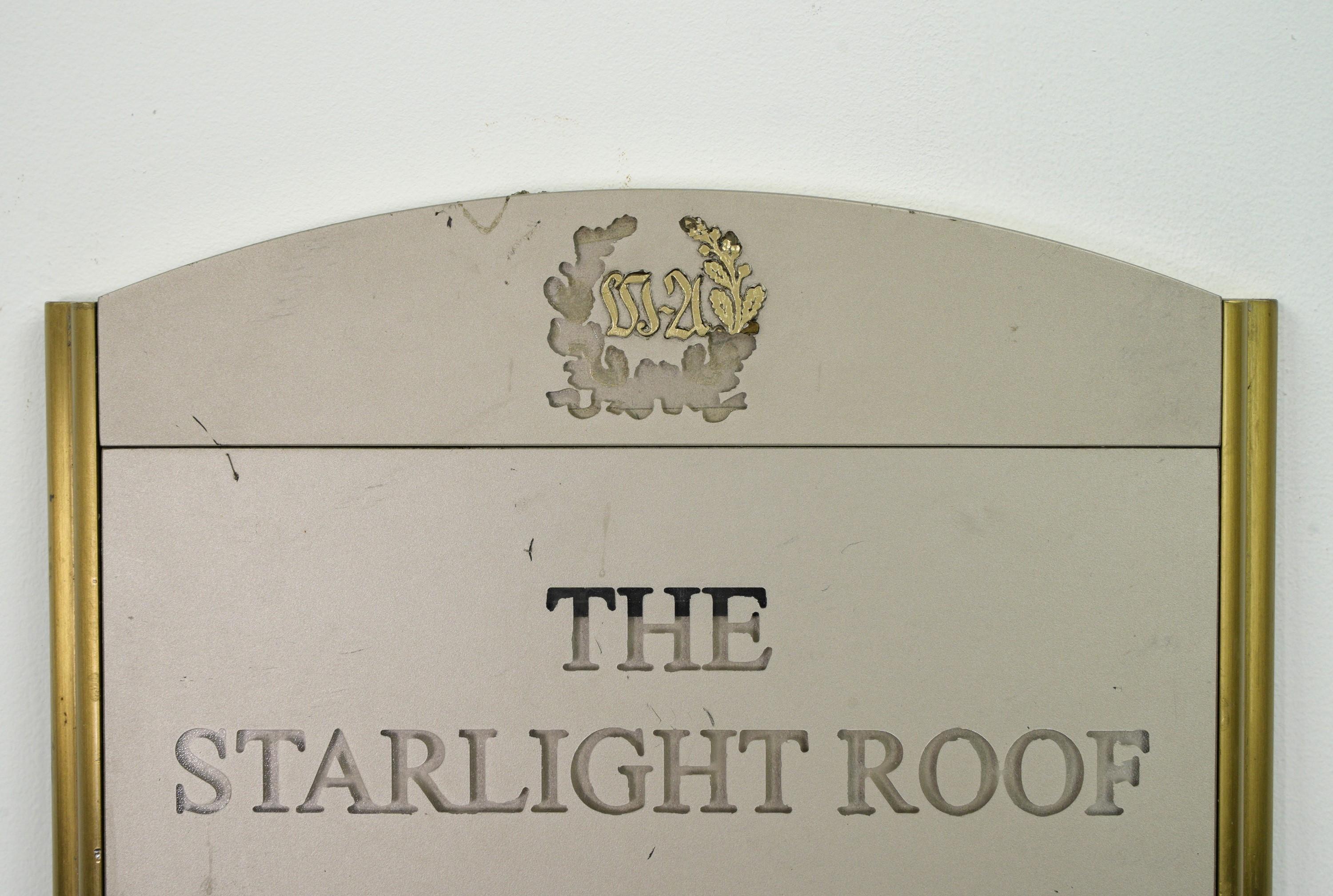 20ième siècle Panneau de sécurité de la cour d'incendie Waldorf Astoria Starlight Roof Palm Court en vente
