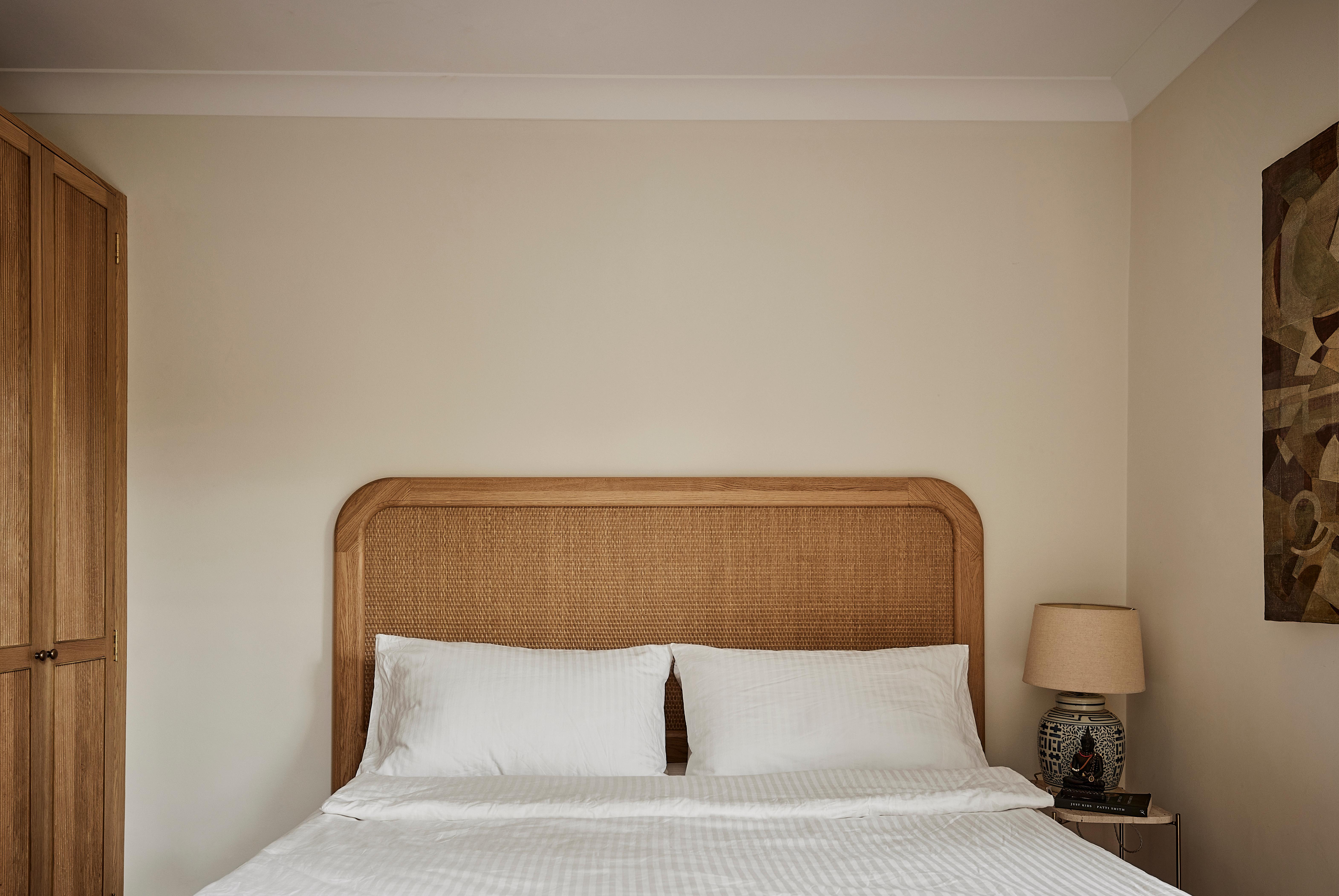 Brass Walford Bed in Rattan & Cognac — Euro King For Sale