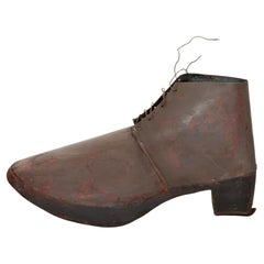 Walk This Way: Antique Metal Shoemaker’s Trade Sign Walk This Way: Antique Metal Shoemaker’s Trade Sign