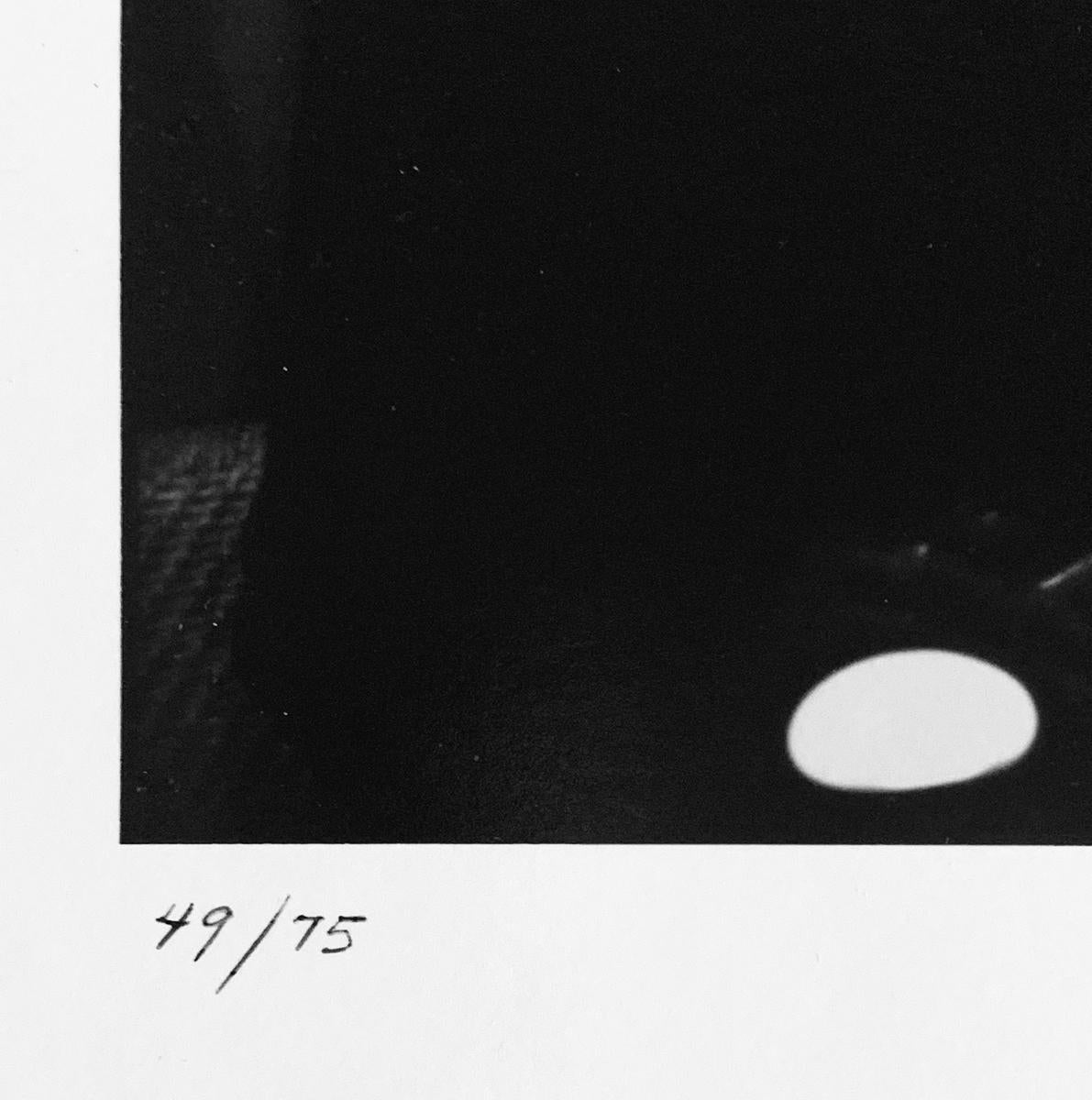 New York City, Schwarz-Weiß-Porträtfotografie, Zwei Frauen in der U-Bahn (Zeitgenössisch), Photograph, von Walker Evans