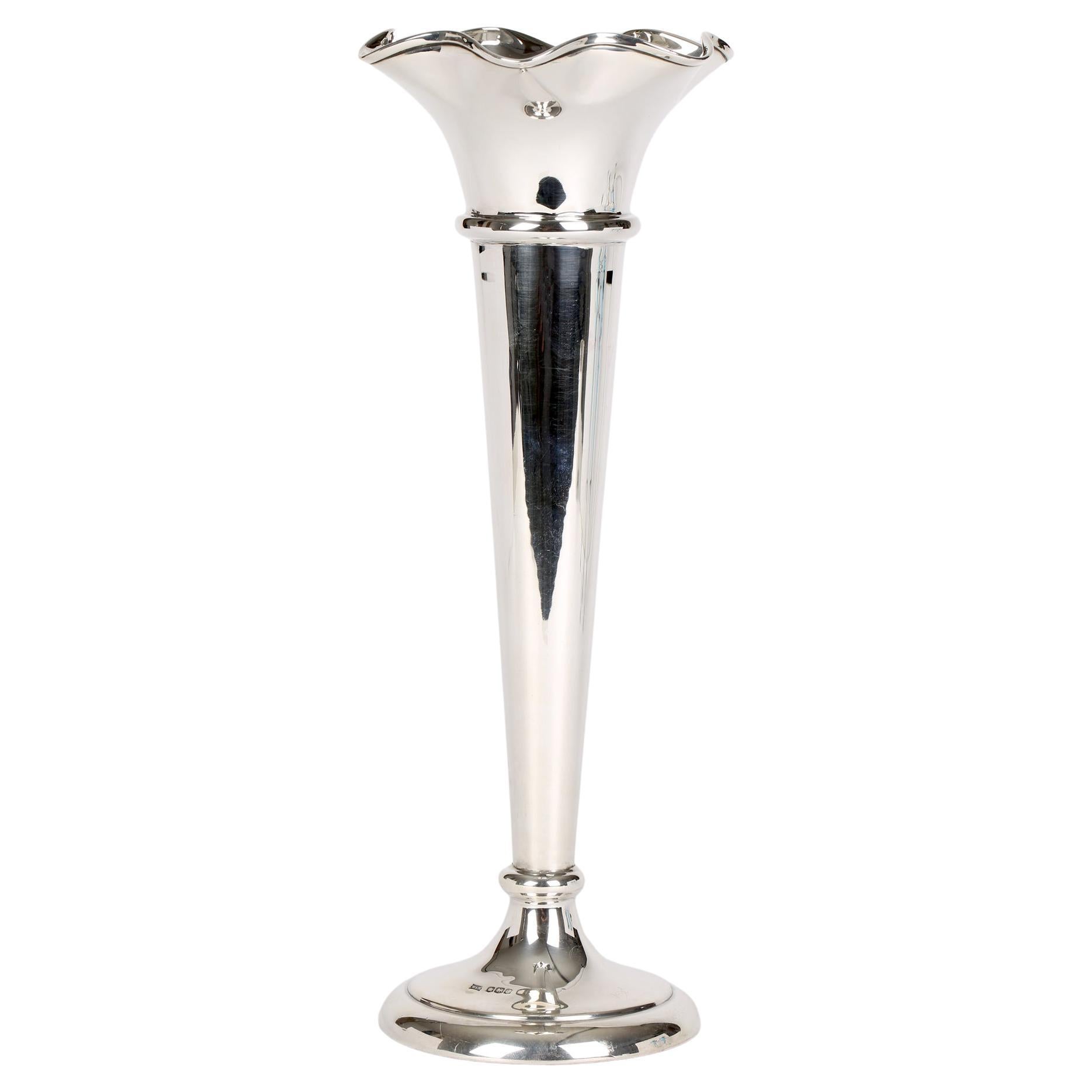 Walker & Hall Art Deco Tall Silver Trumpet Shape Vase Sheffield, 1918 For Sale