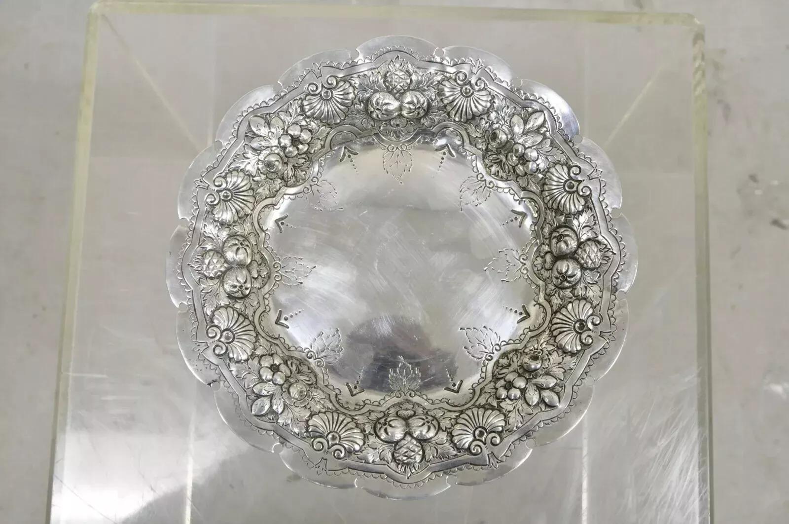 Unknown Walker & Hall Sheffield Silver Plated Regency Fruit Shell Compote Platter Stand For Sale