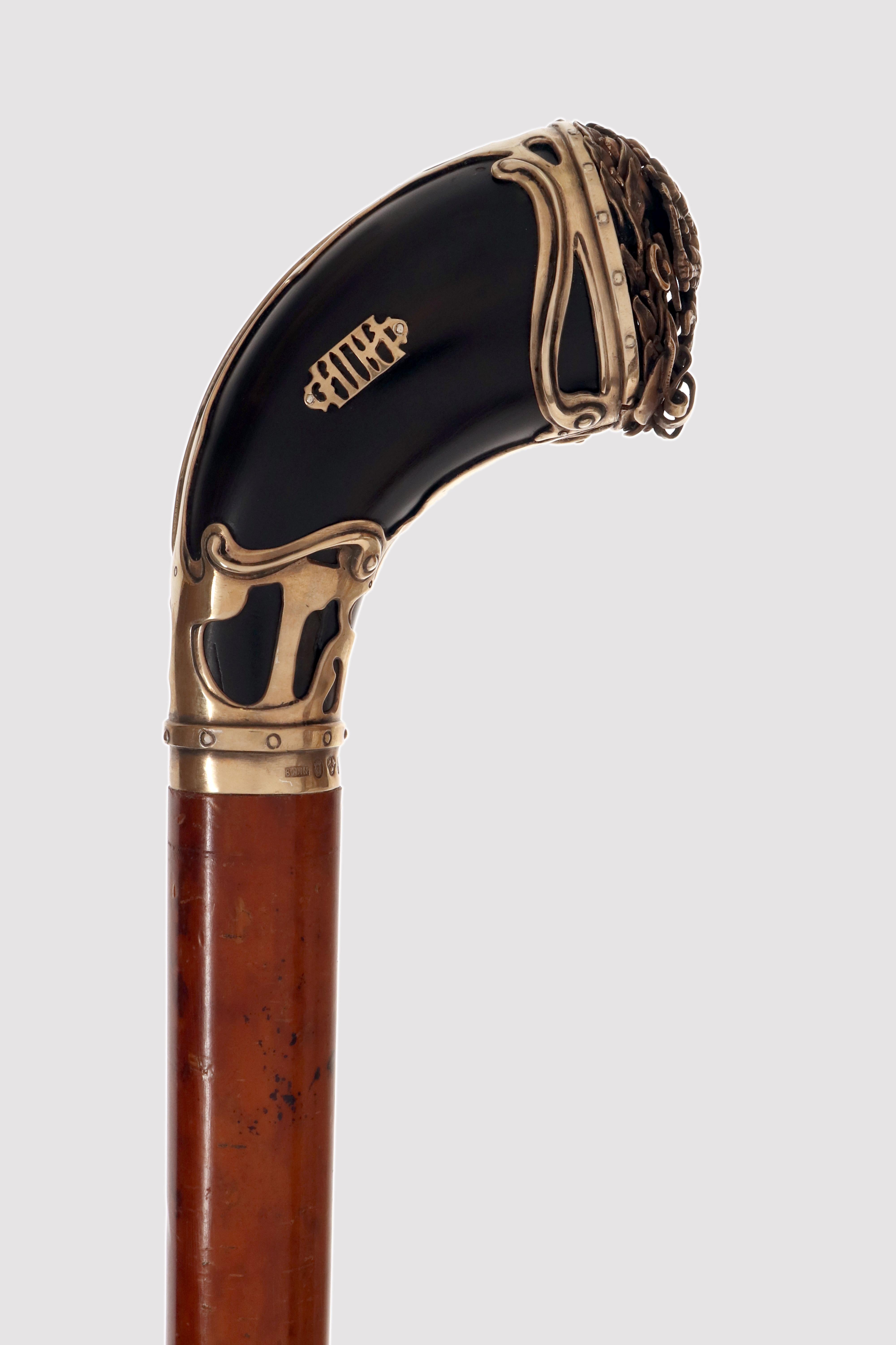 Bastón fabricado por W. A. Bolin, cuerno y plata dorada. Estocolmo, Suecia 1917. Sueco en venta
