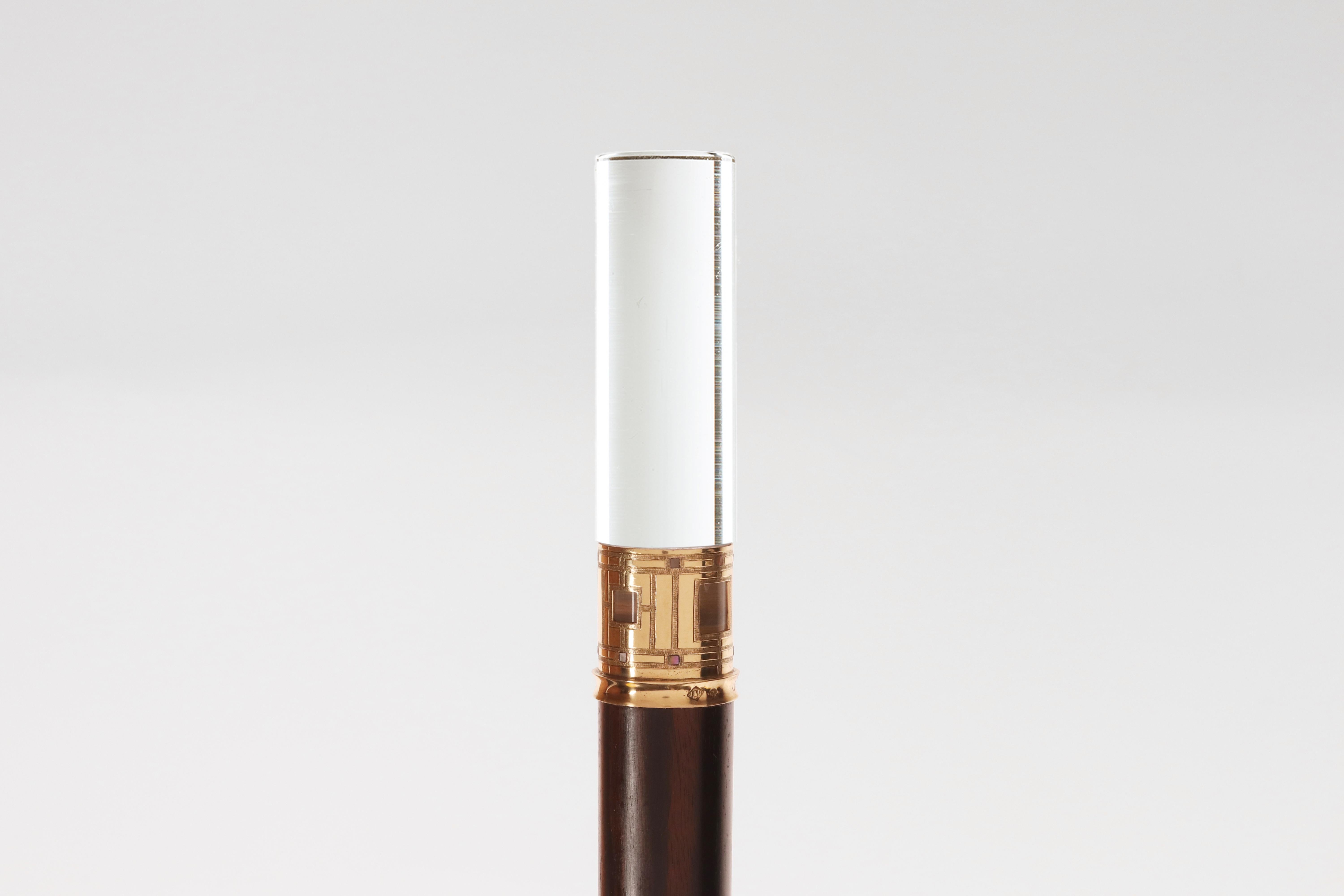 Walking stick, rock crystal and gold handle, by Jean Després, France 1930. In Good Condition For Sale In Milan, IT