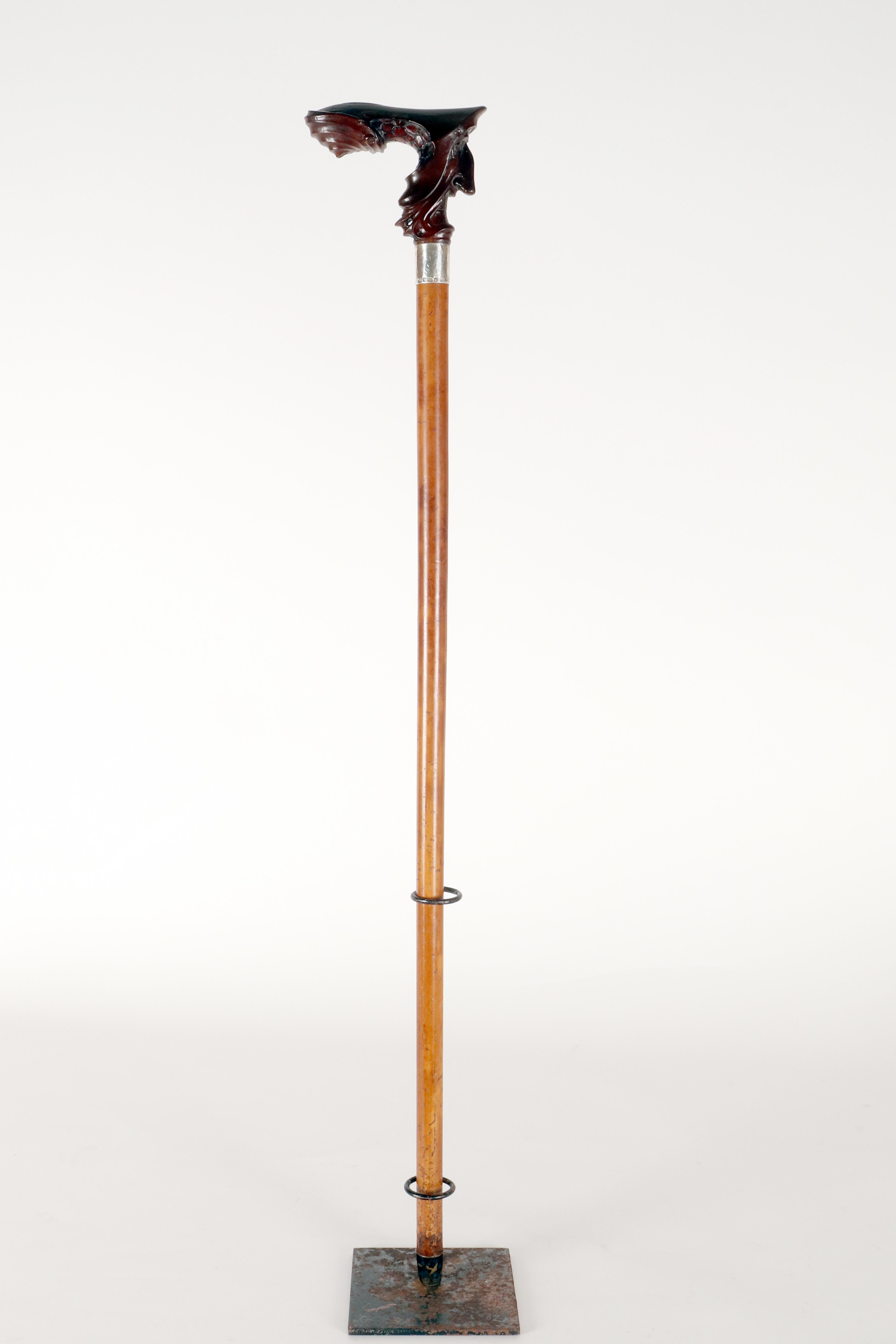 Walking stick, the caricatured face of a man, by Delavilla, Austria 1915. For Sale 7