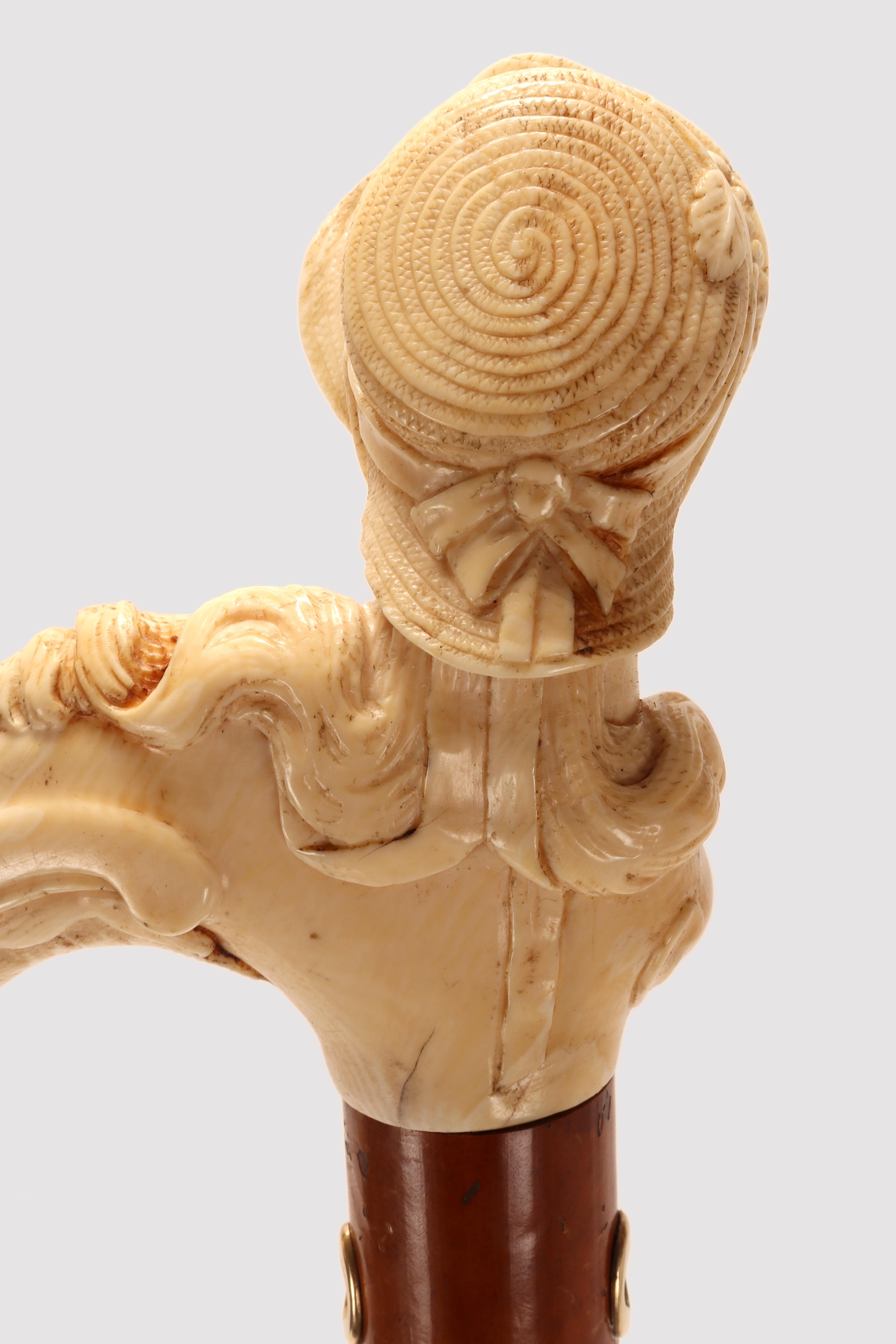 Bastón con marfil tallado que representa un busto femenino Alemania mediados del siglo XVIII en venta 5