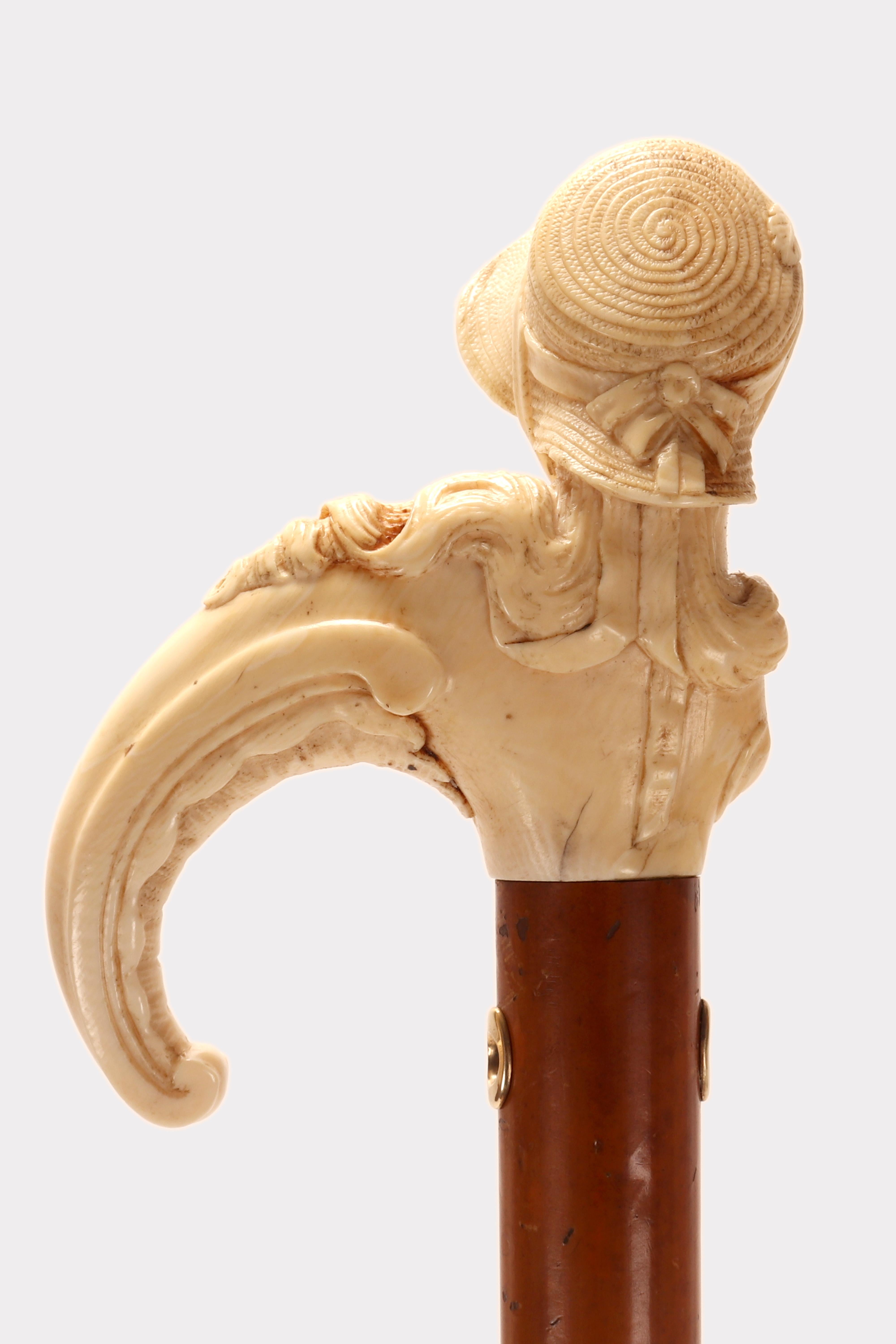 Bastón con marfil tallado que representa un busto femenino Alemania mediados del siglo XVIII en venta 1