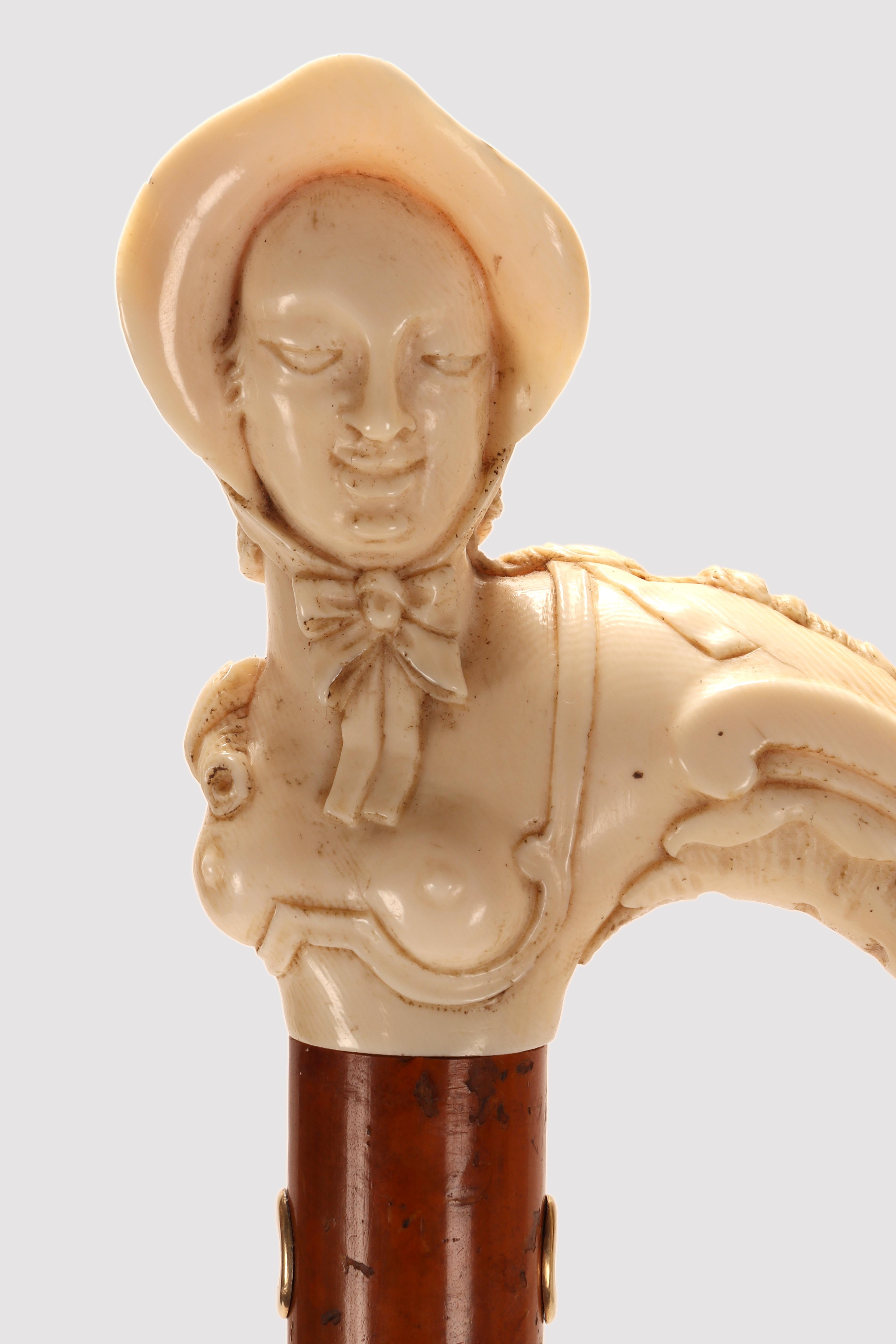 Bastón con marfil tallado que representa un busto femenino Alemania mediados del siglo XVIII en venta 3