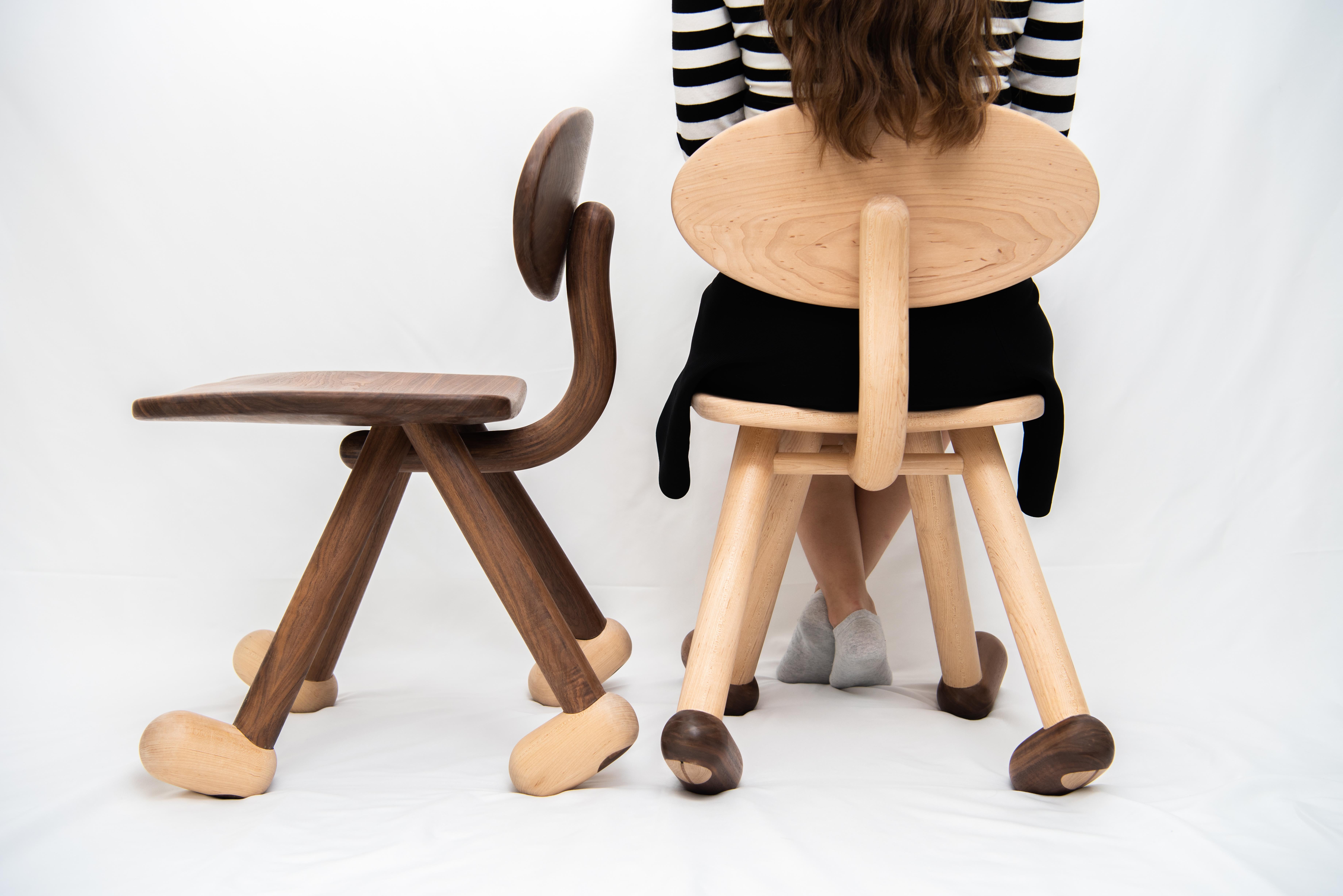 Der Walky Chair von Design VA . Ahorn & Walnuss (Holzarbeit) im Angebot