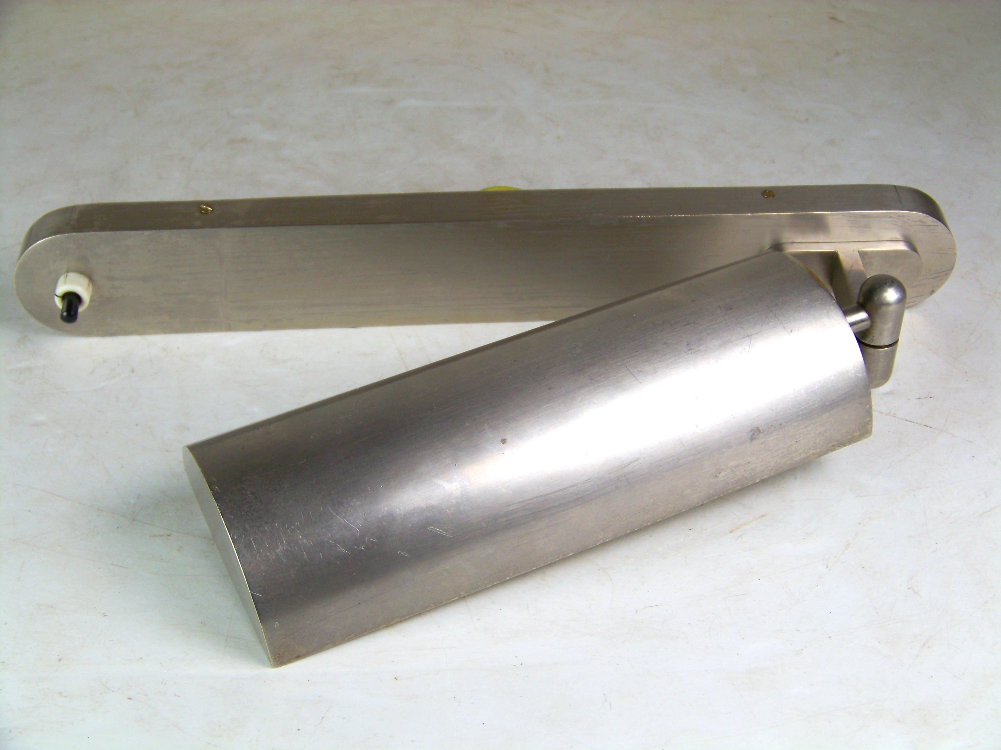 Wall adjustable Lamp, functionalism, 1920s For Sale 2