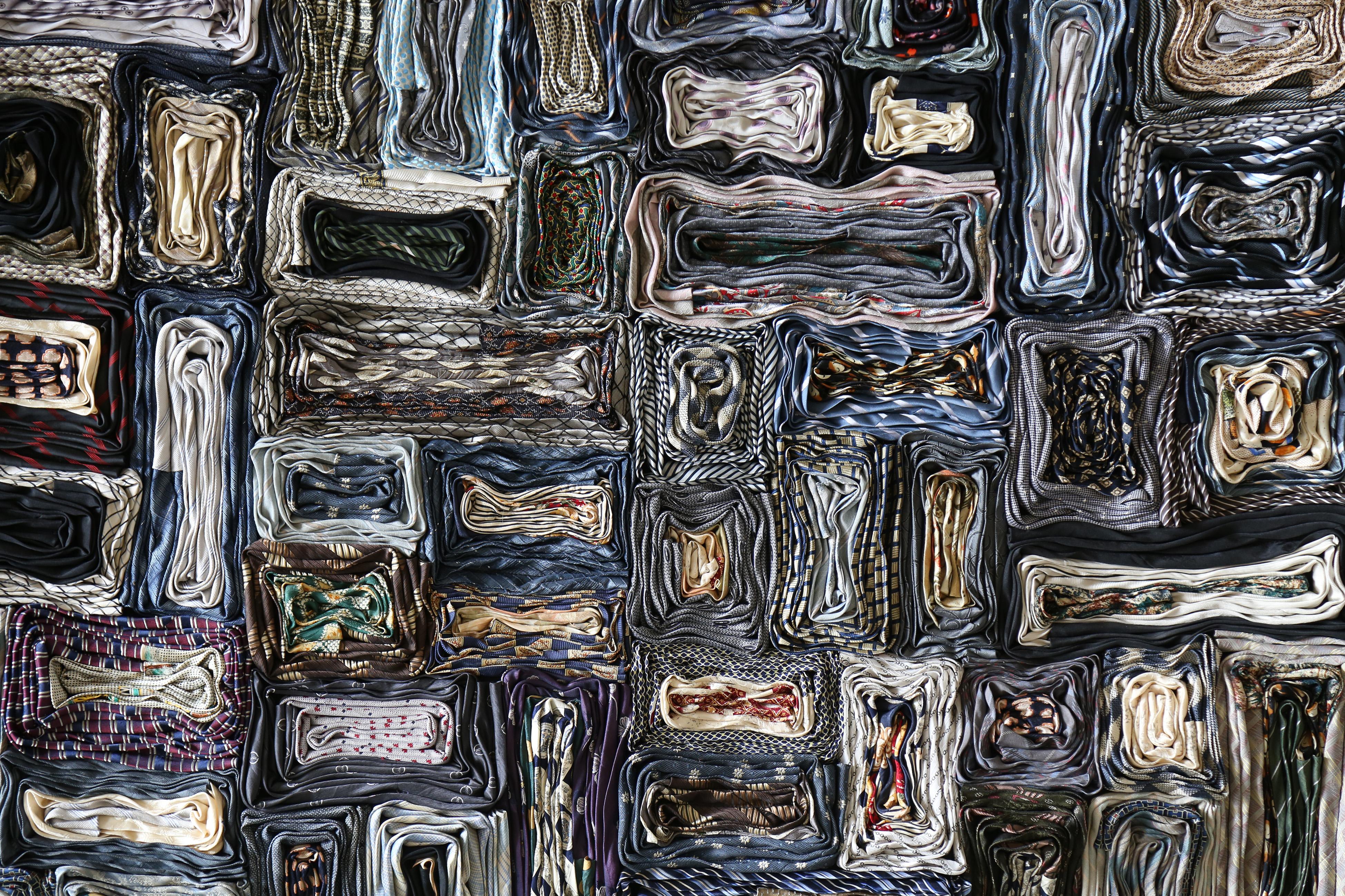 Sconosciuto Arte da parete, Arazzo cravatta unico fatto a mano, Dark Moody Blues MCM in vendita