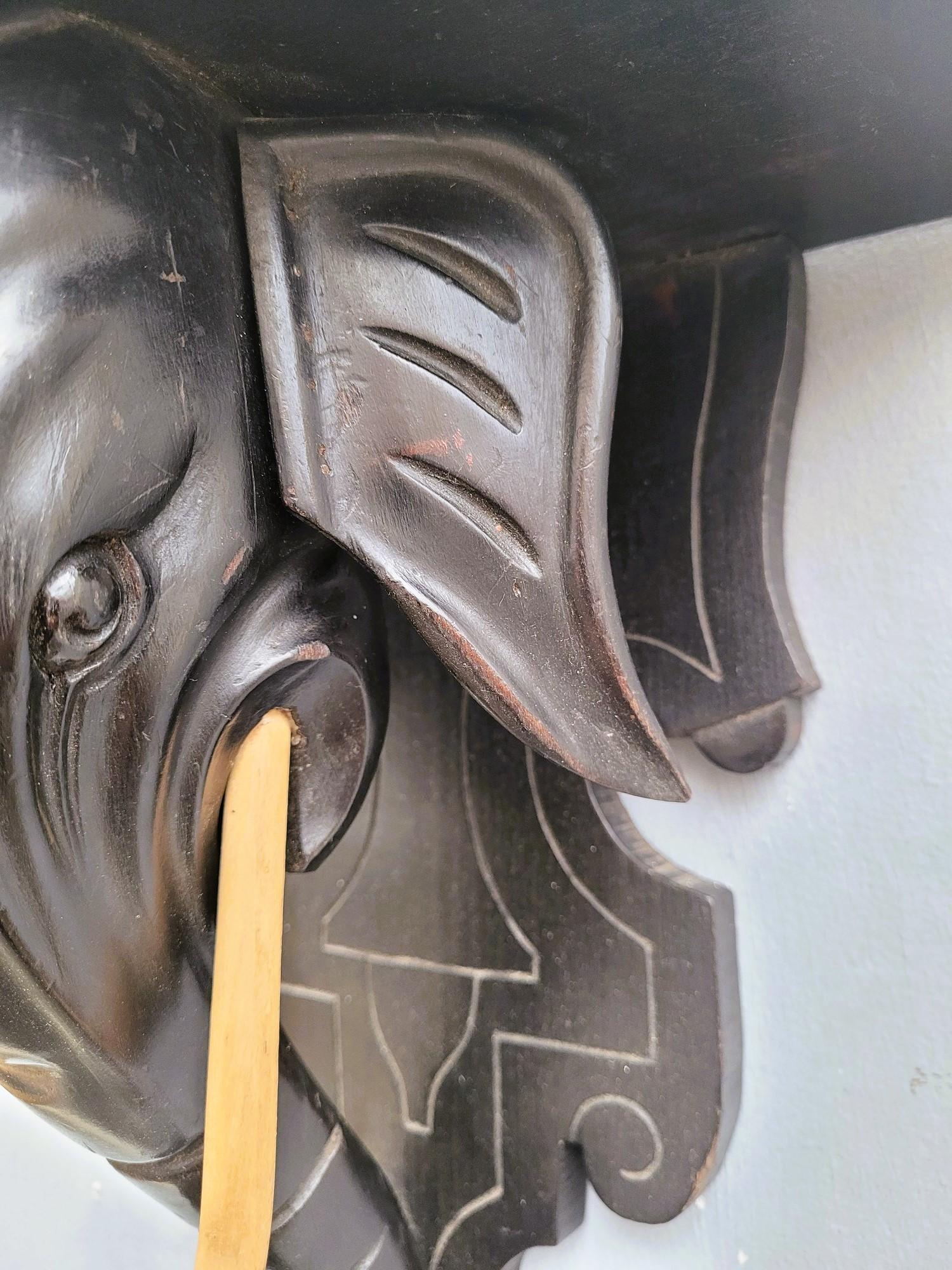 Wall bracket, Carved Wooden Elephant Head, 19th Century For Sale 1