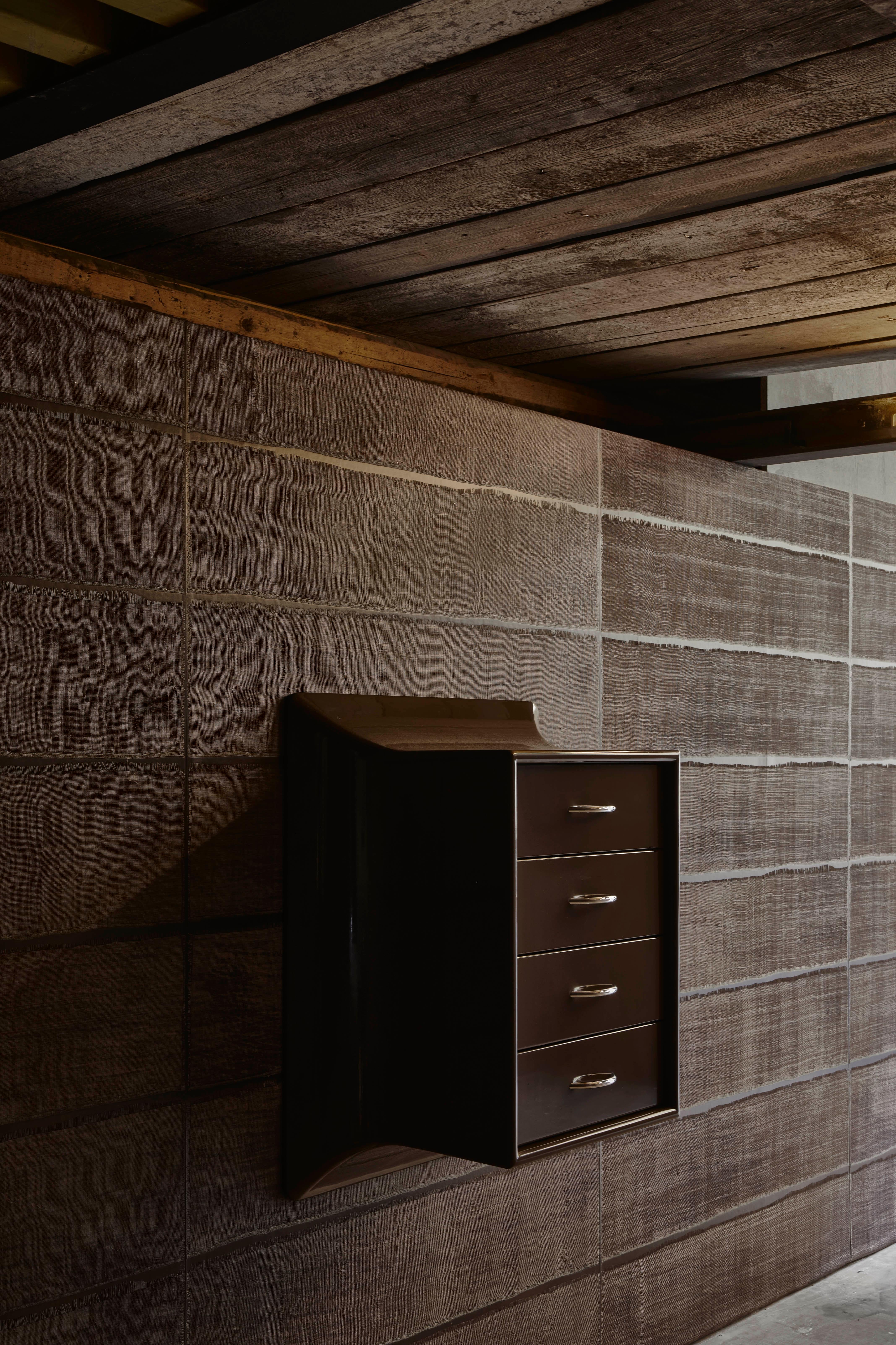 Laqué Armoire murale en vente