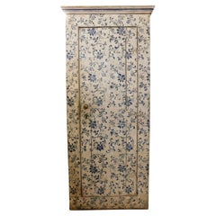 Wall cabinet, painted wooden placard, cupboard, white with blue flowers, Italy