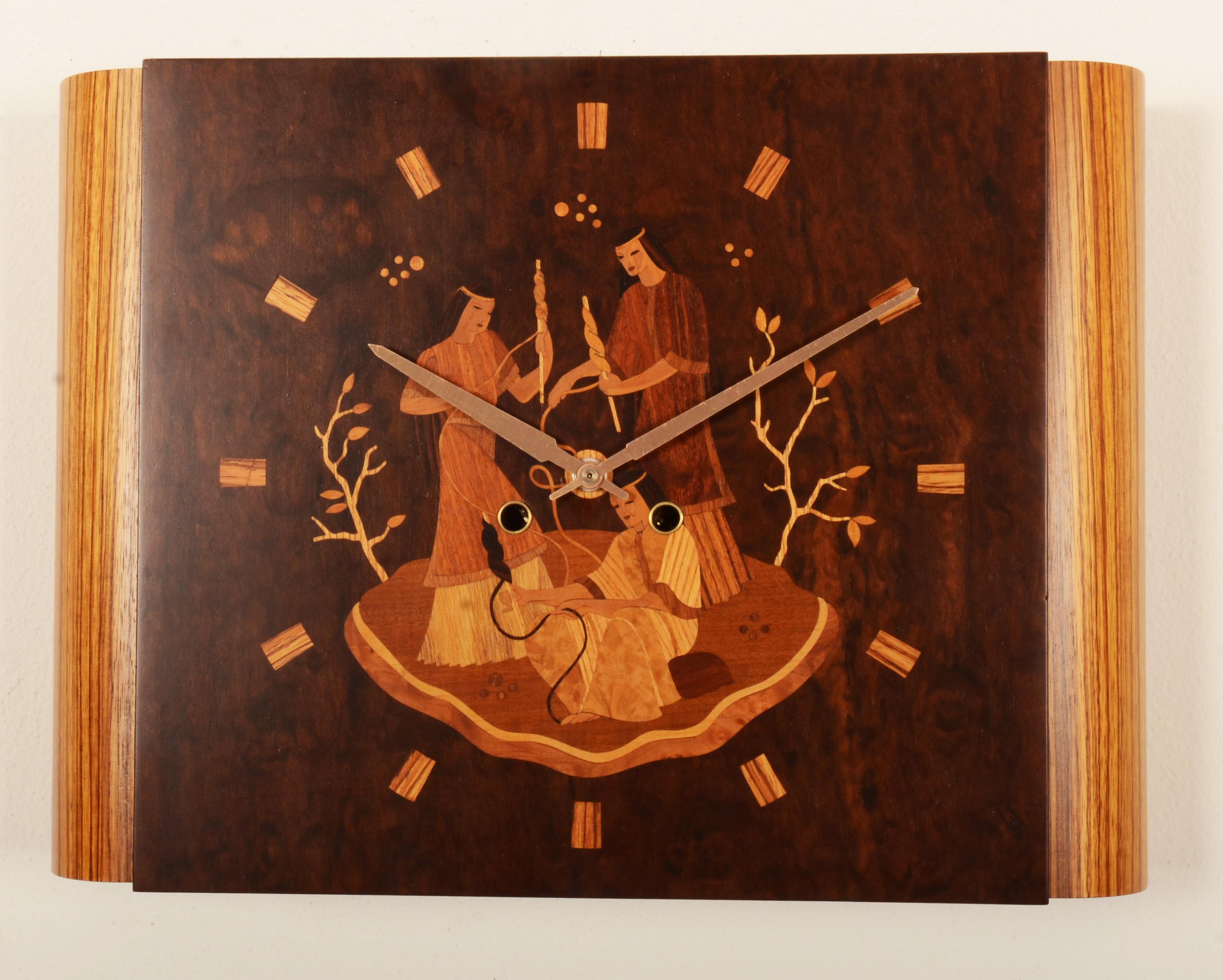 Horloge murale Mjolby Intarsia de la fin des années 1930 en vente 2