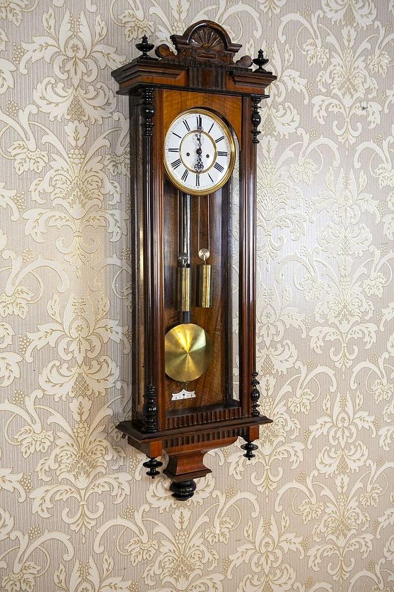 old fashion wall clock