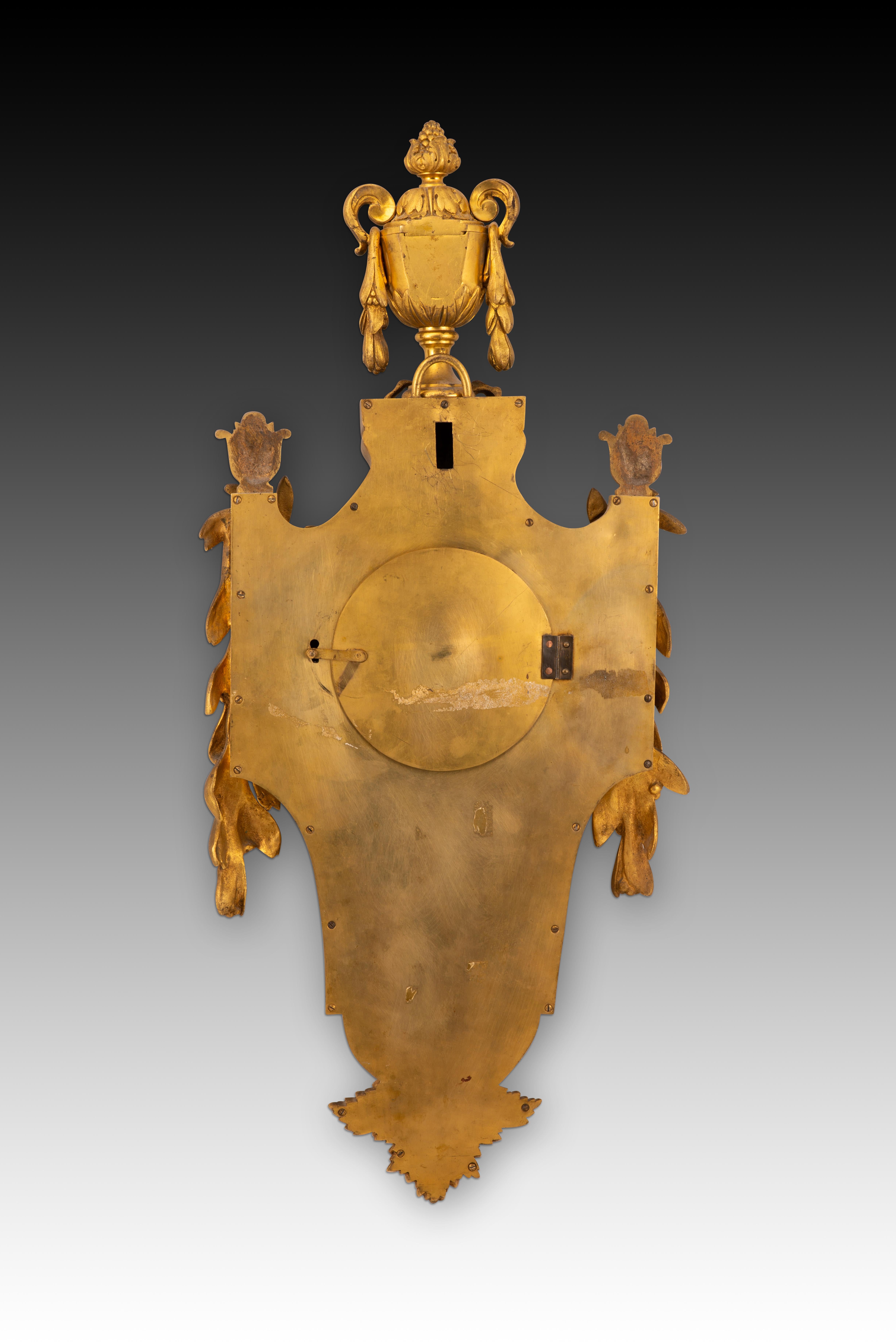 19th Century Wall clock. Gilt bronze. France, 19th century. For Sale