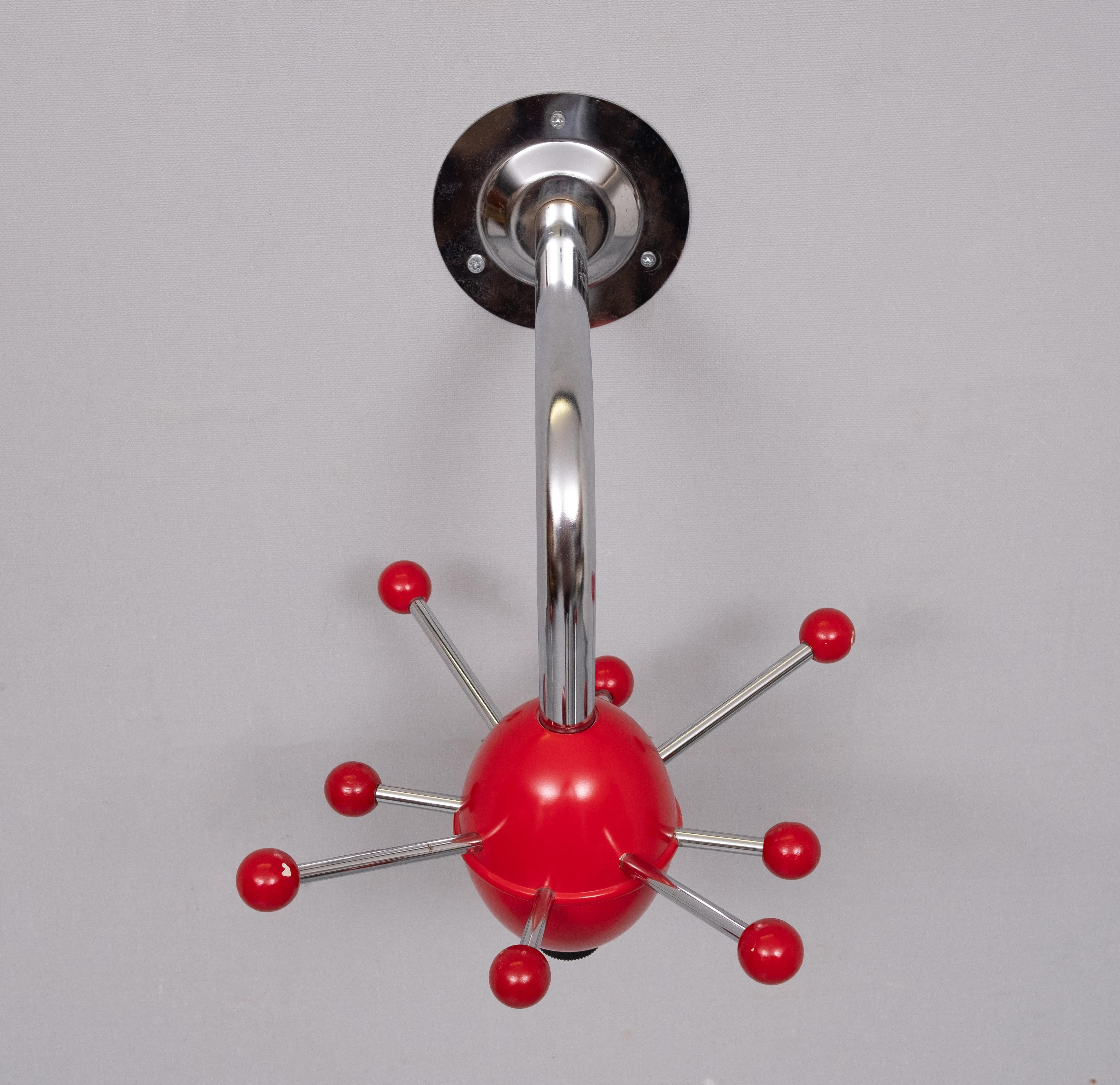 Wall Coat hanger,  1990s, retro space age In Good Condition In Den Haag, NL