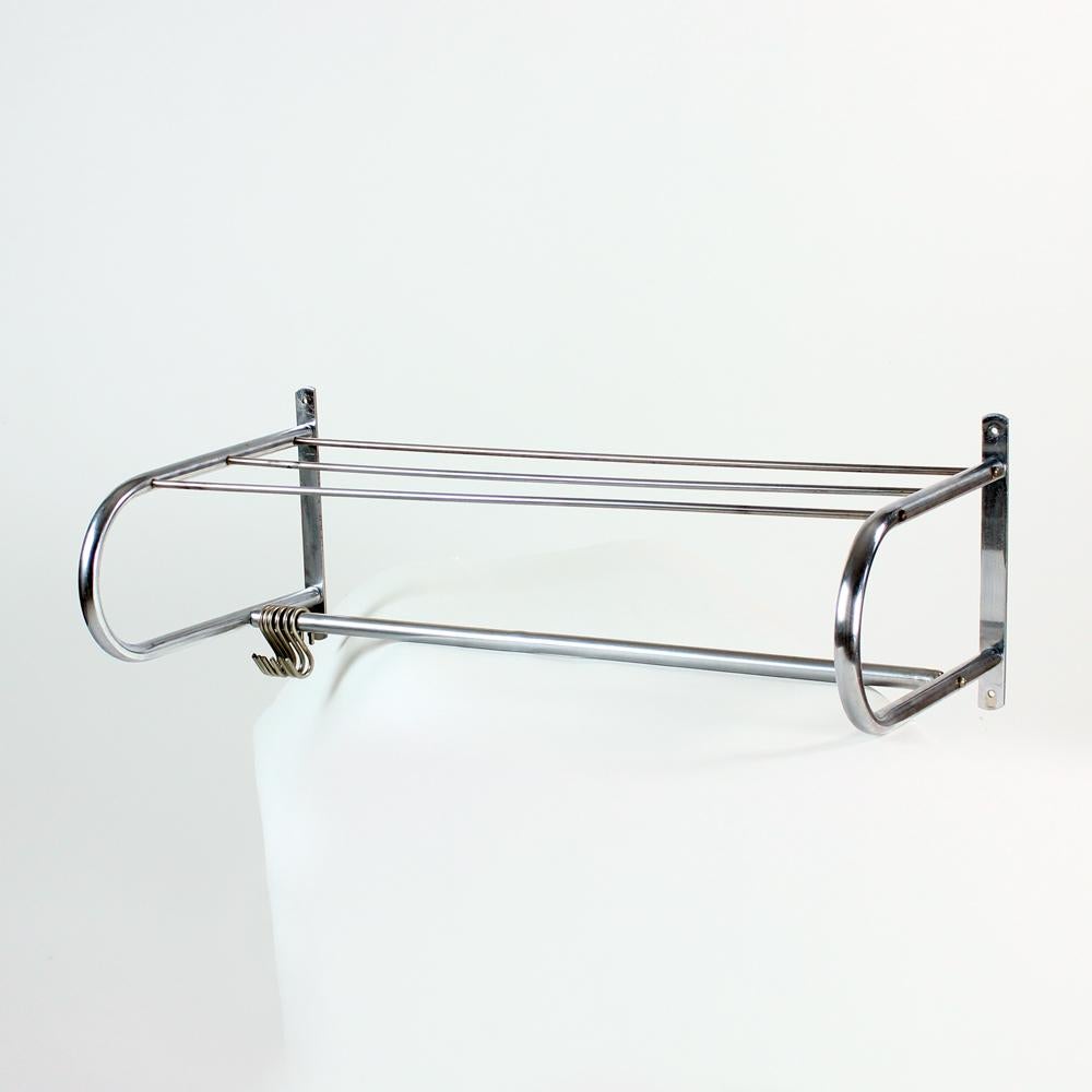 Wall Coat Rack And Shelf In Chrome, Czechoslovakia 1950s In Good Condition For Sale In Zohor, SK