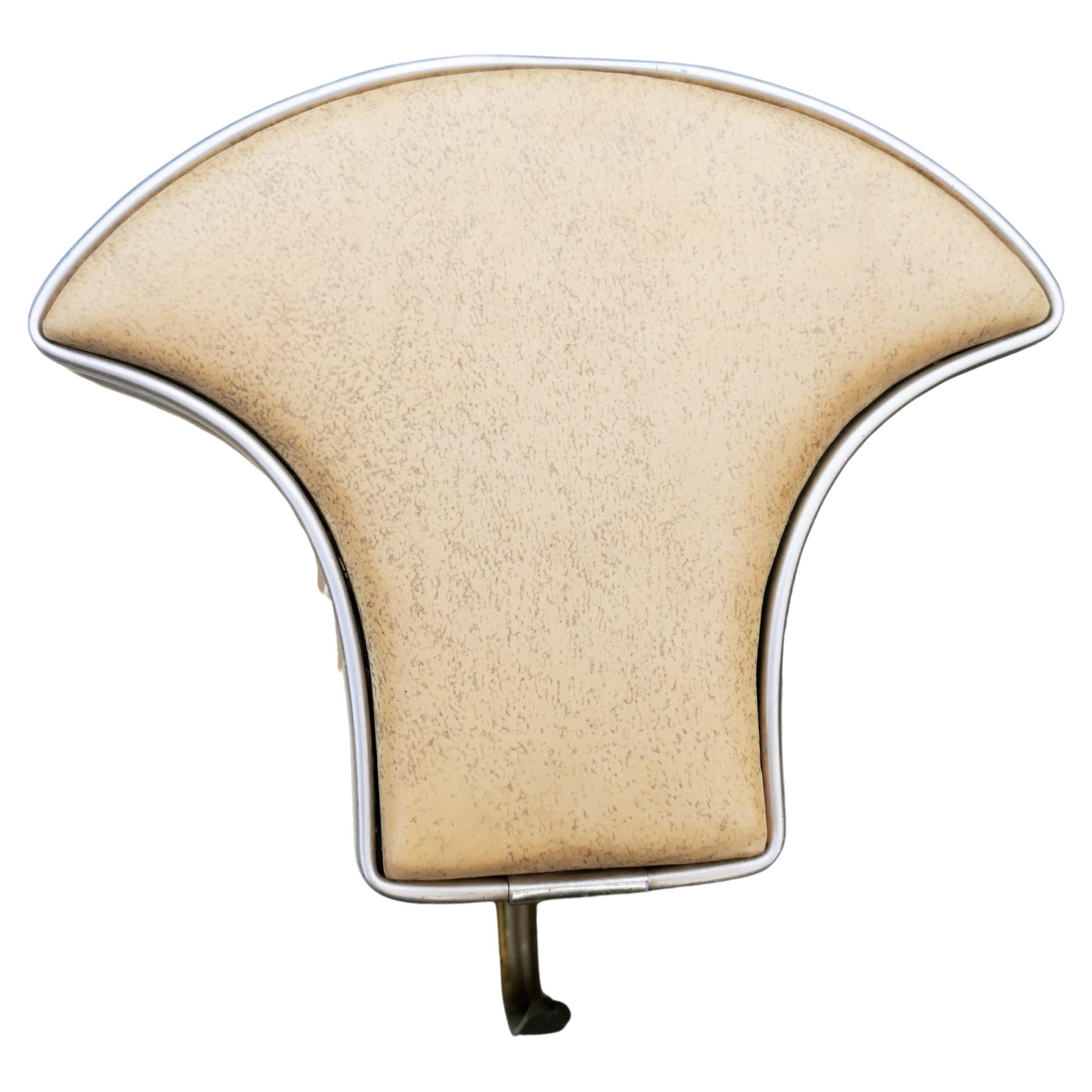 Wandgarderobe, die Umberto Mascagni zugeschrieben wird (Italian) im Angebot