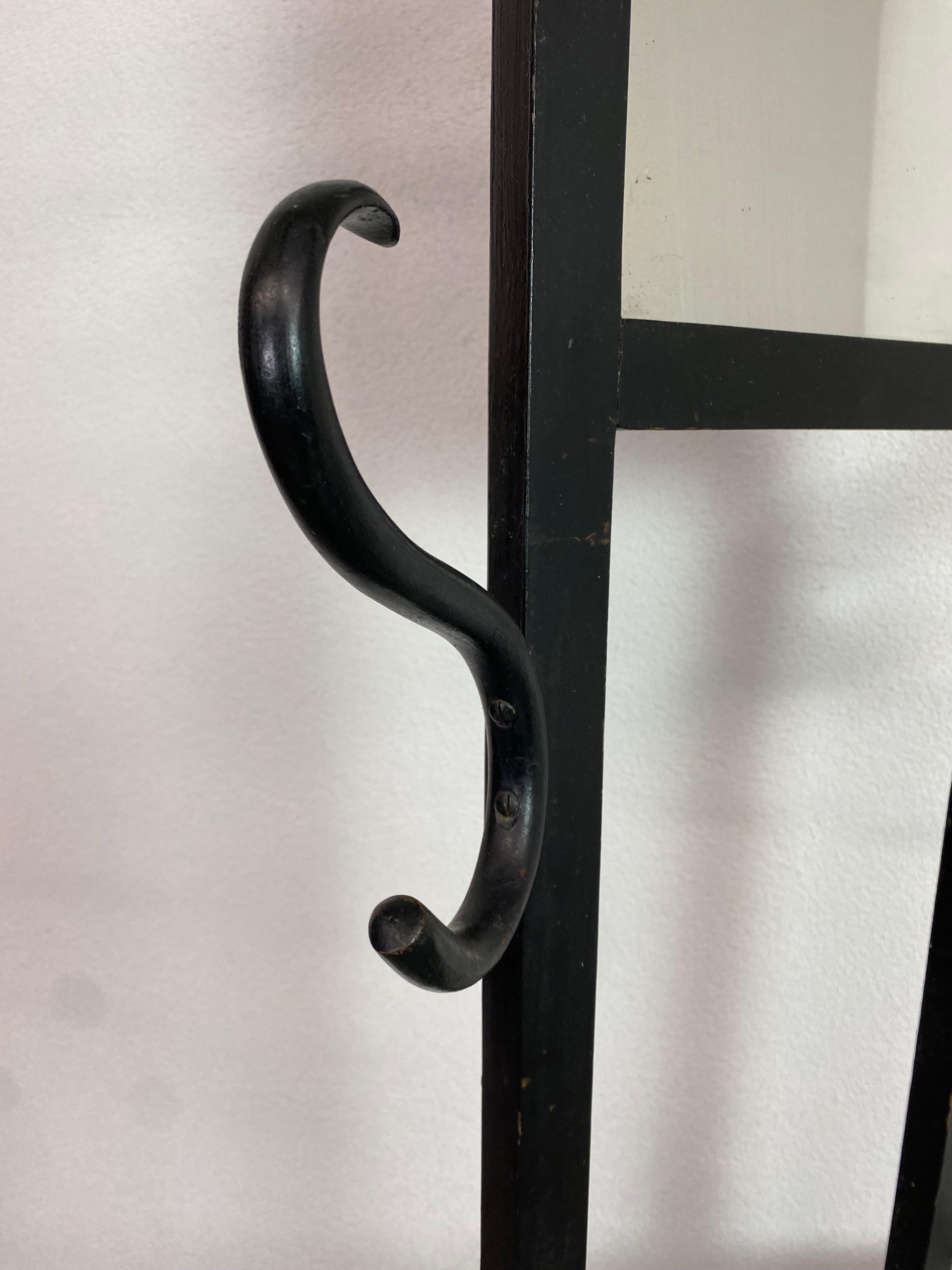 Early 20th Century Wall coat rack no.905 by Thonet For Sale