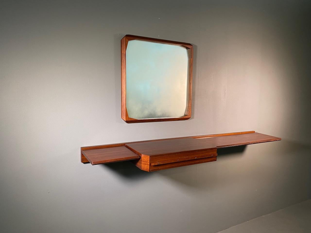 Wall Console and Mirror by Tredici of Pavia i 1950s, Designed by Dino Cavalli In Good Condition In Rovereta, SM