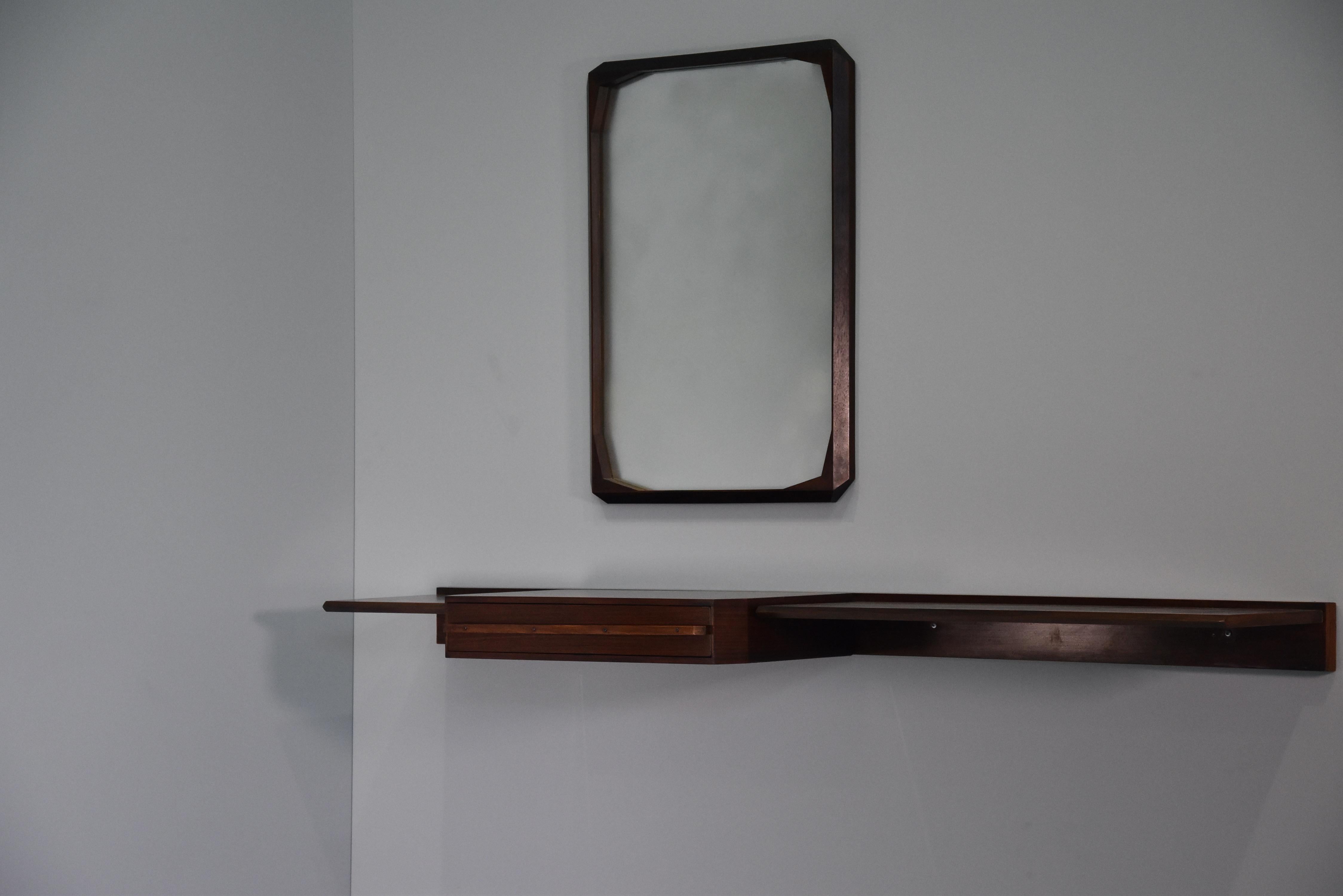 Wall Console and Mirror by Tredici of Pavia i 1950s, Designed by Dino Cavalli In Good Condition For Sale In Rovereta, SM
