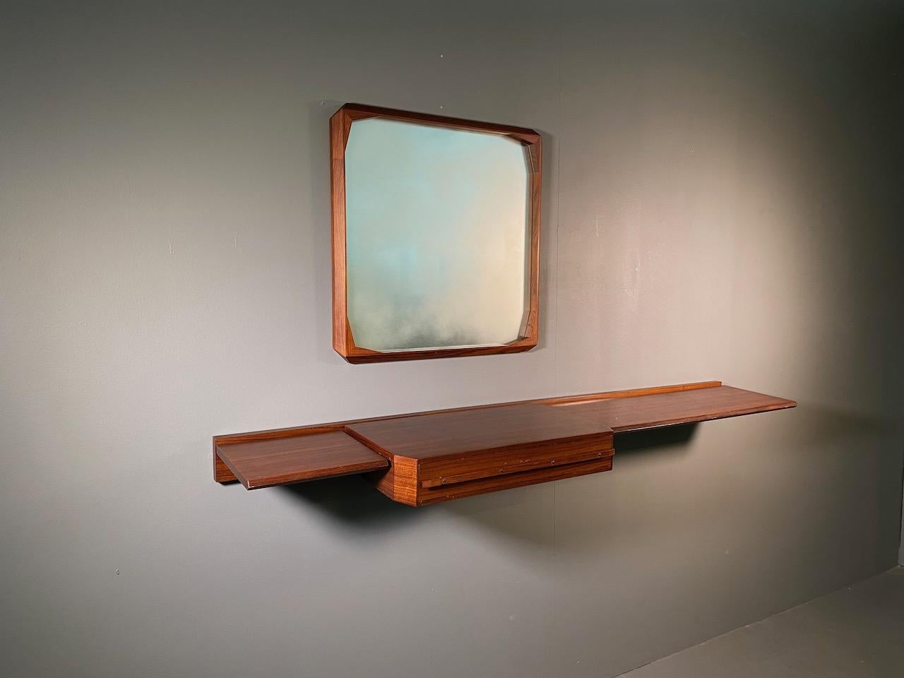 20th Century Wall Console and Mirror by Tredici of Pavia i 1950s, Designed by Dino Cavalli