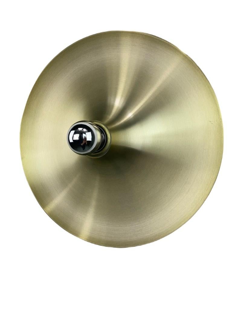 Mid-Century Modern Disc mural Cosack Leuchten couleur or, ère spatiale, 1970 en vente