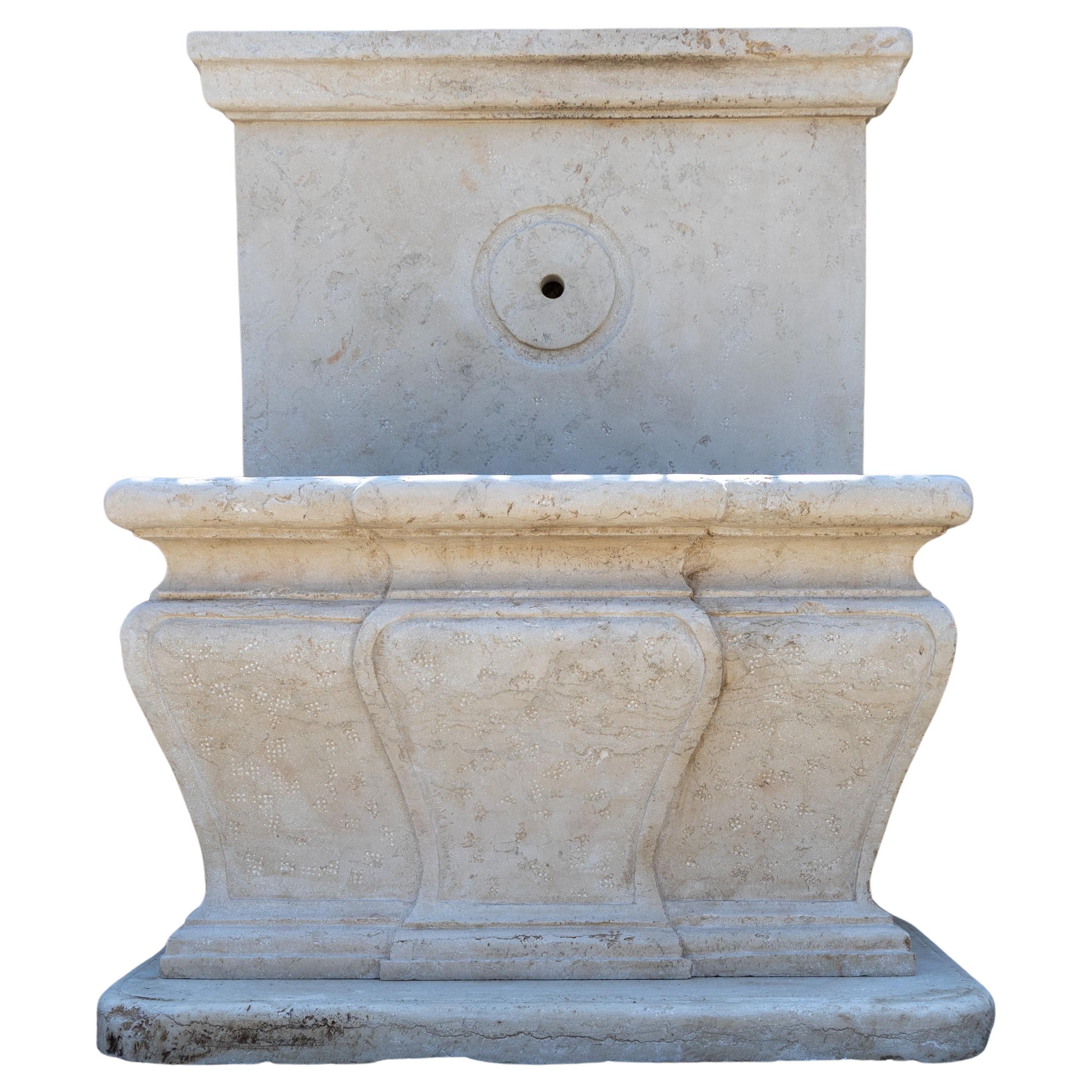 Wall Fountain from Giallo D'istria 21st Century