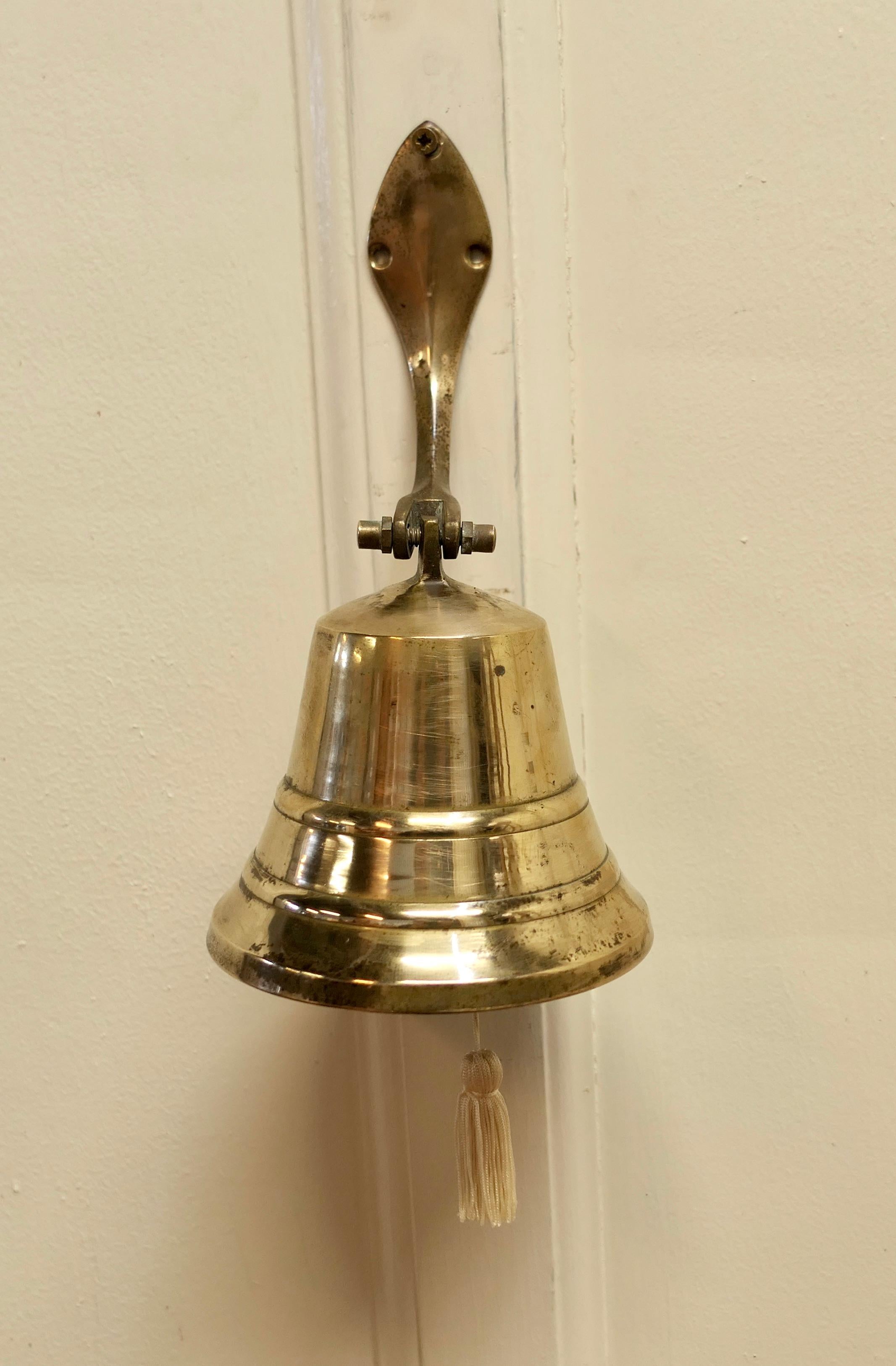 Wall Hanging Brass Door Bell In Good Condition For Sale In Chillerton, Isle of Wight