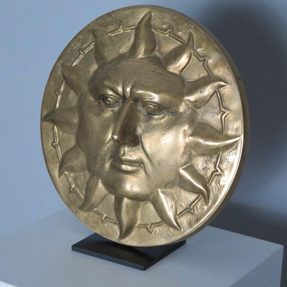 Wall-Hanging Brass Sun Orb In Good Condition For Sale In Pittsburgh, PA